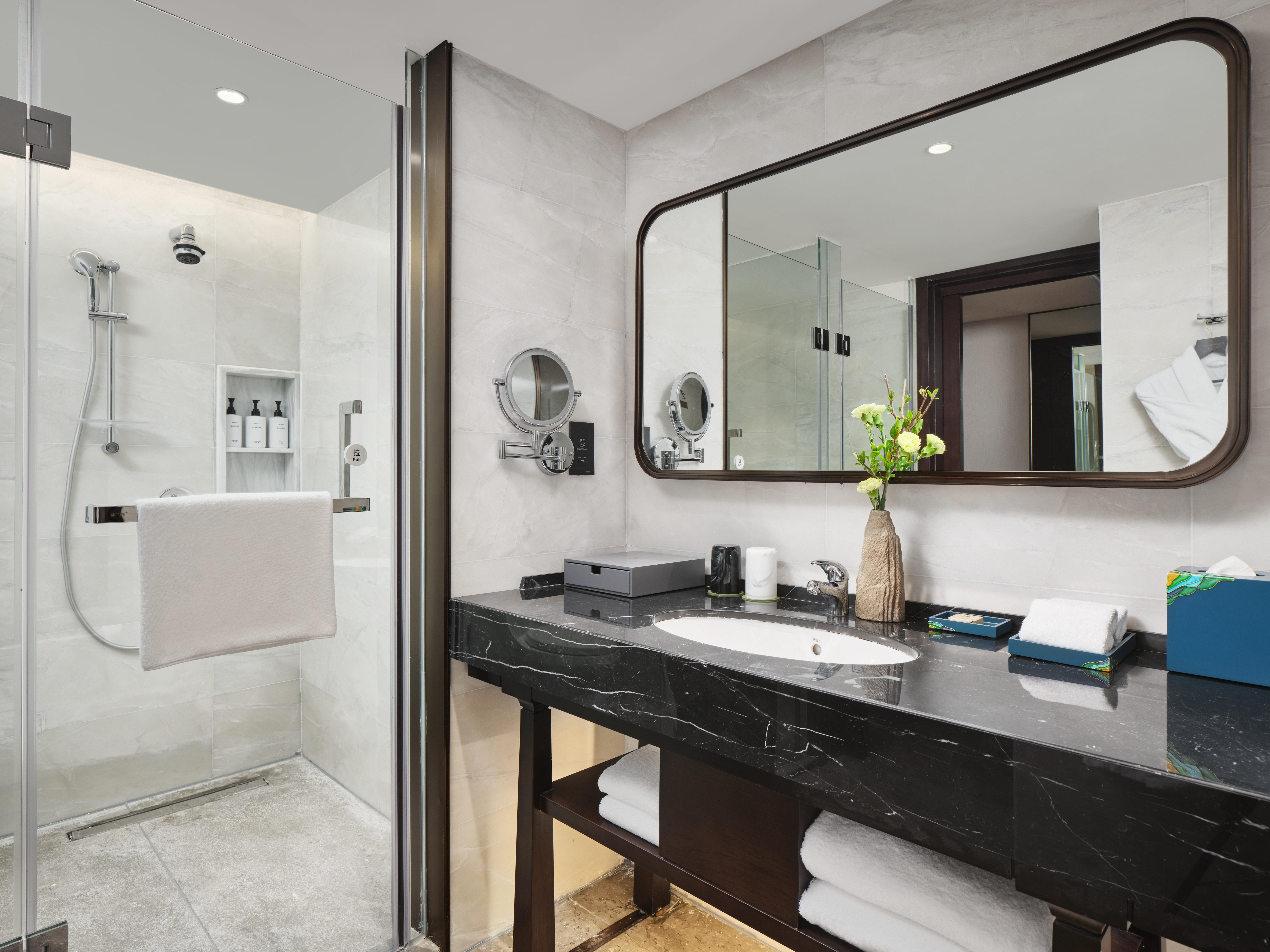 Room Classic King Bed