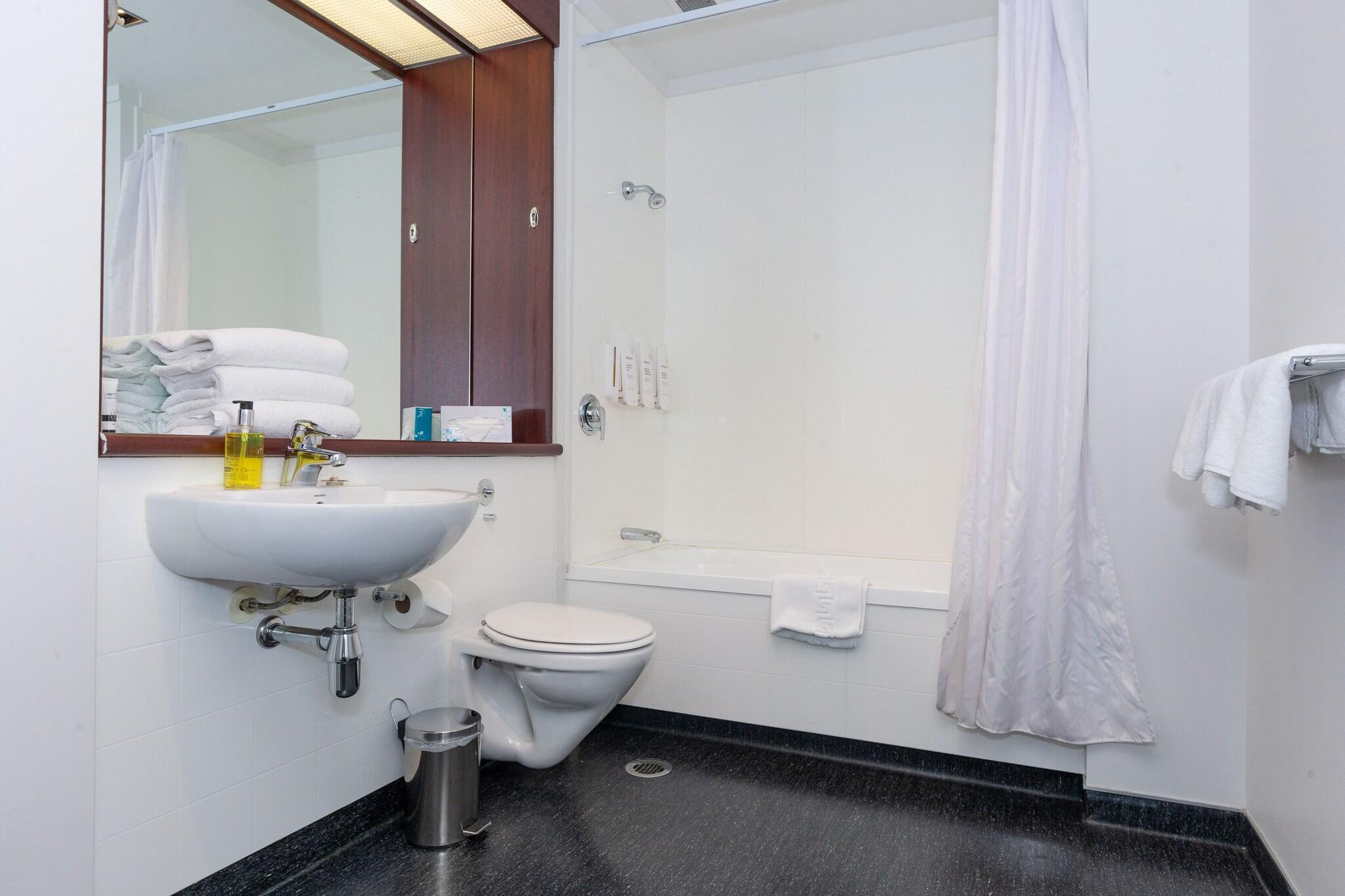 Studio Deluxe Two Beds