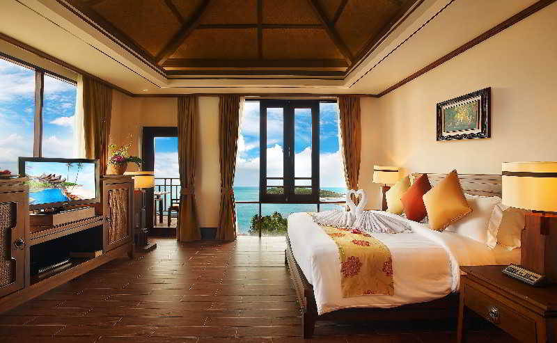 Double or Twin Deluxe Sea View