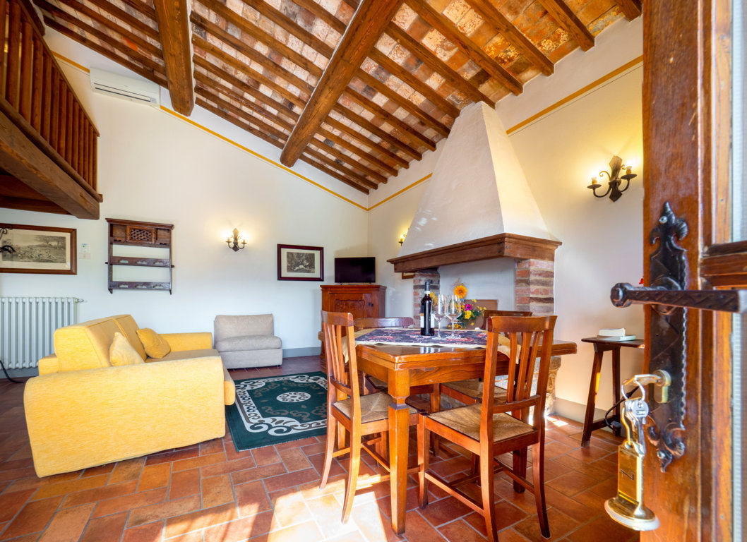 Apartment Capacity 3