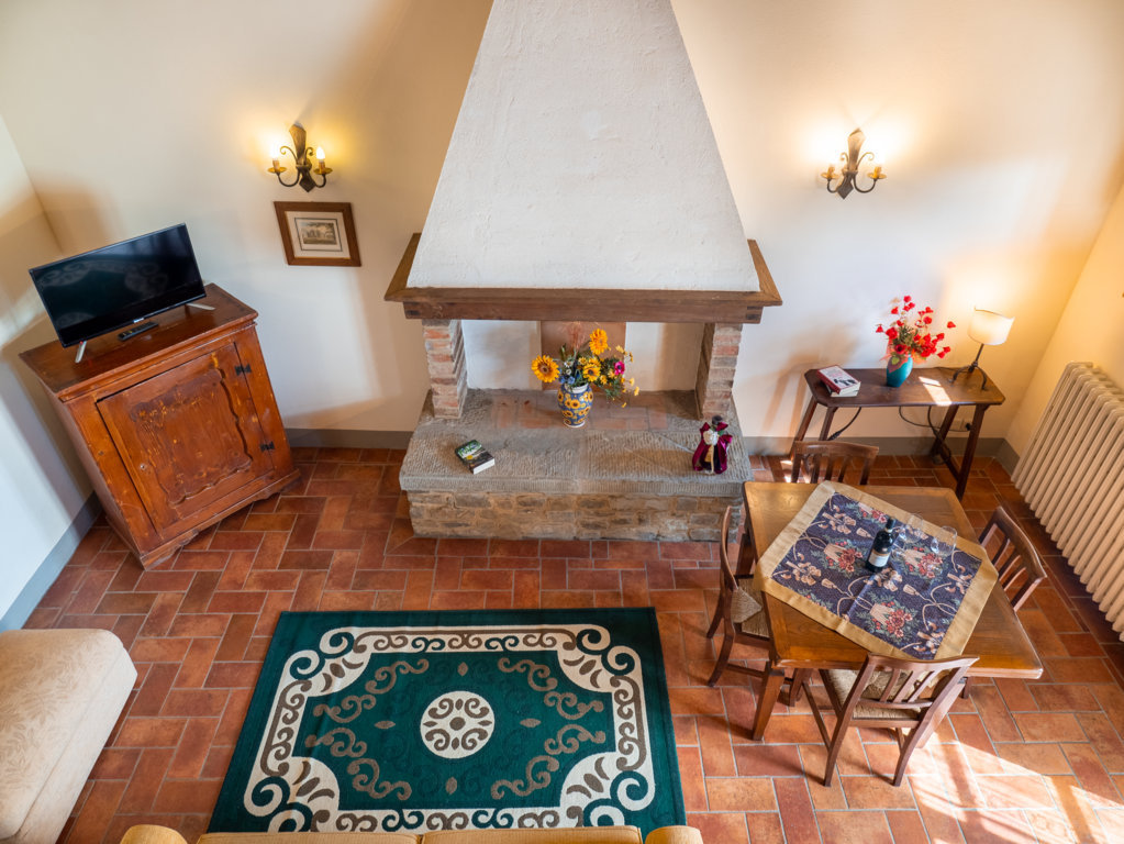 Apartment Capacity 3