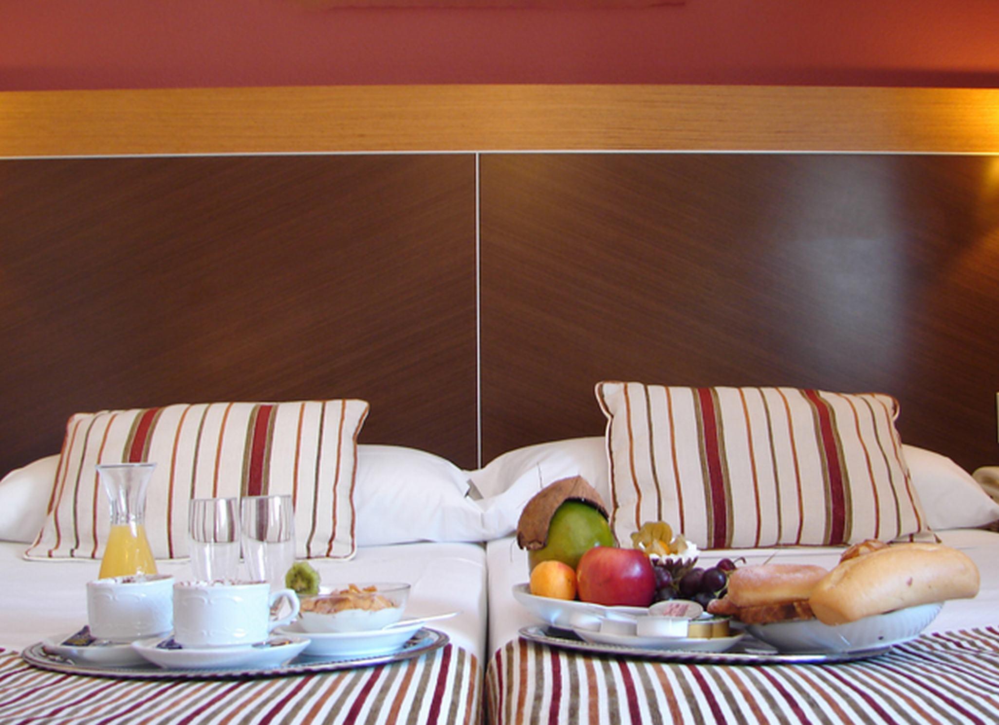 Double or Twin Standard