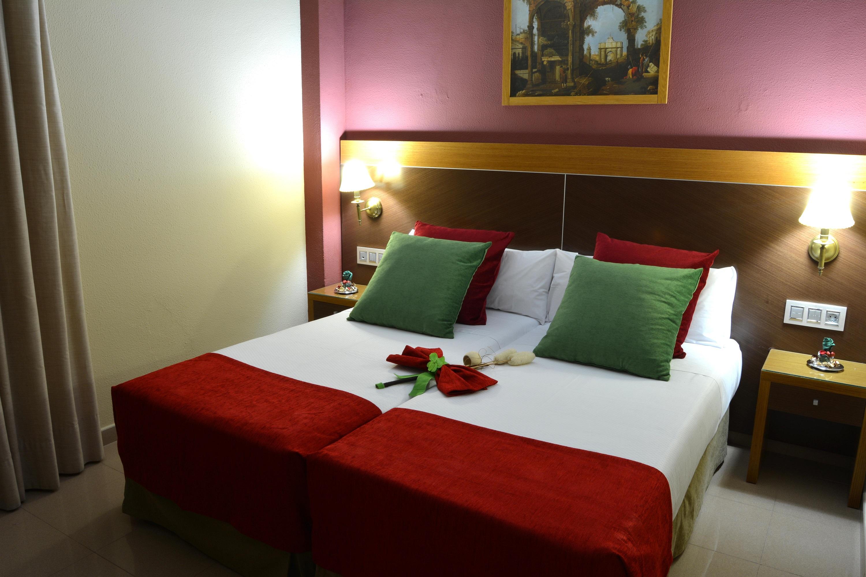 Double or Twin Standard