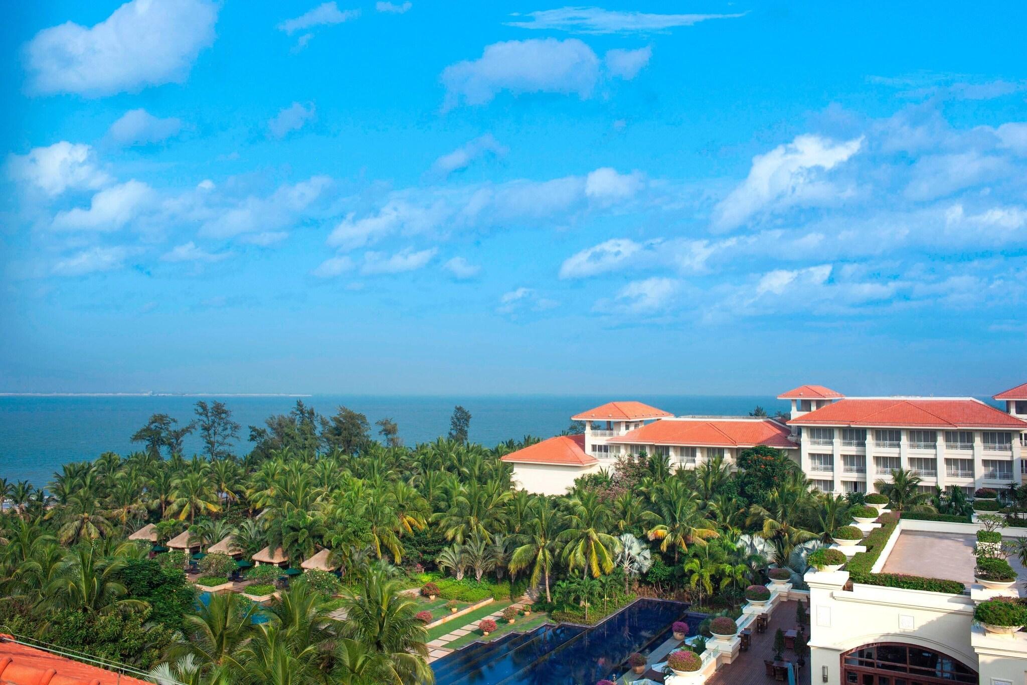 Twin Ocean View with Balcony