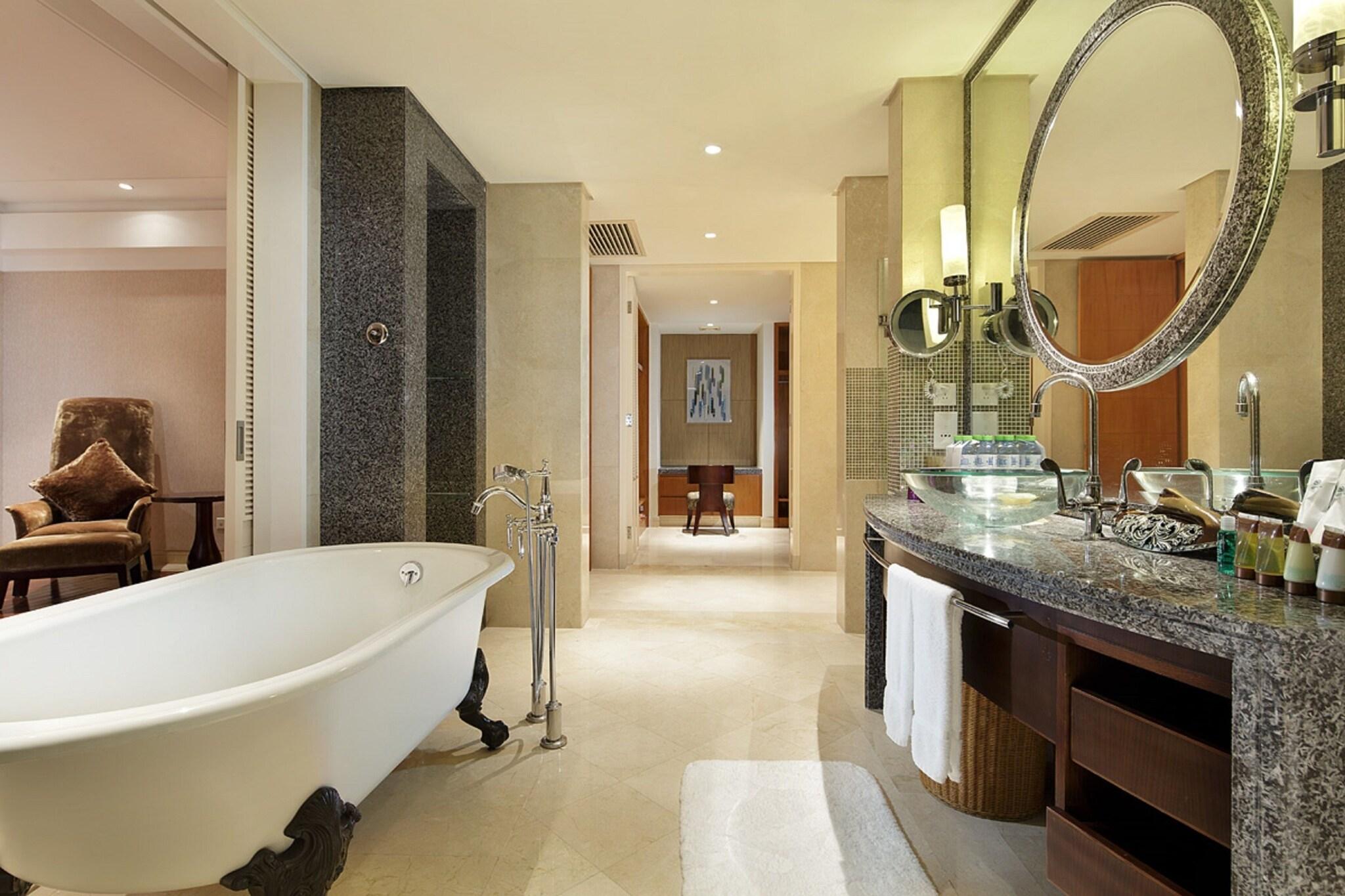 Suite Presidential with Views