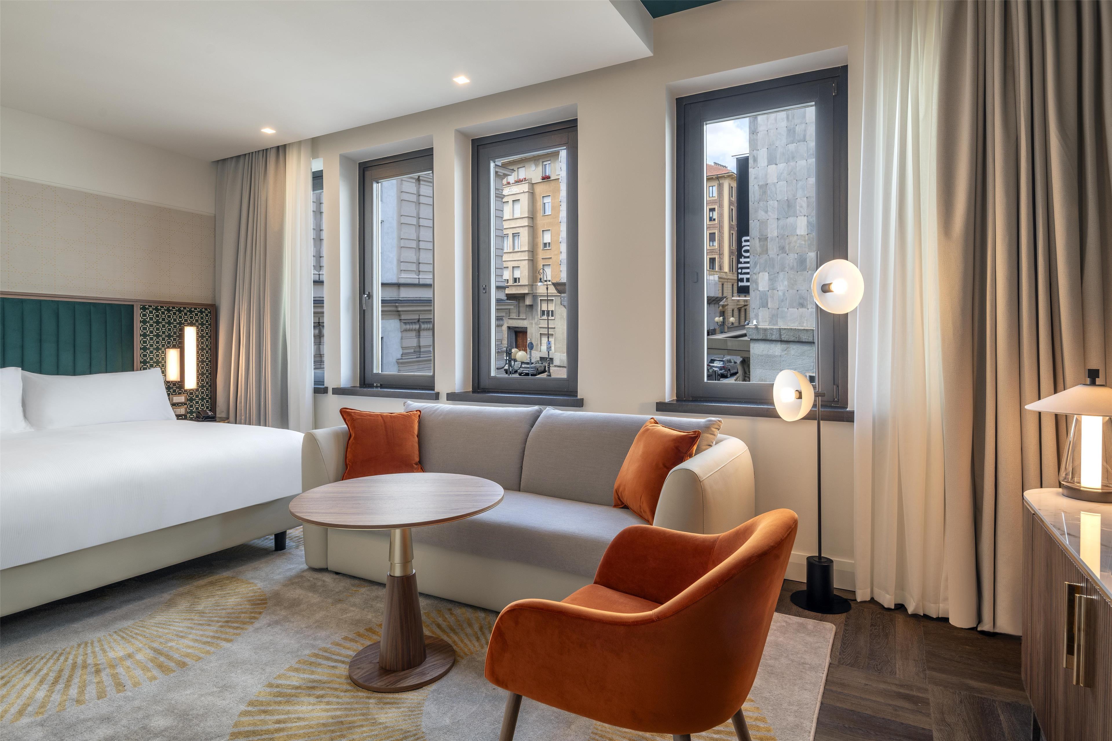 Junior Suite Deluxe King Bed