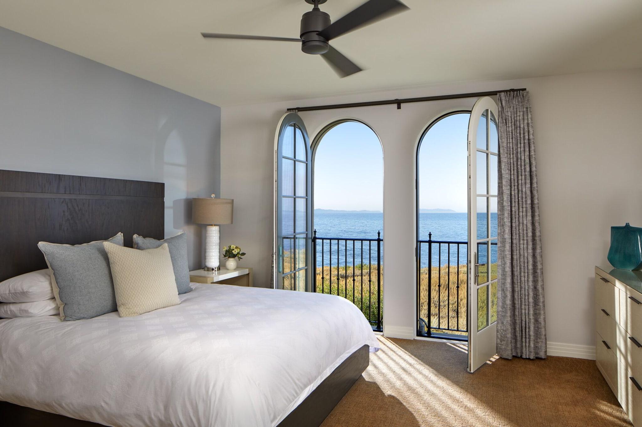House Ocean View King Bed