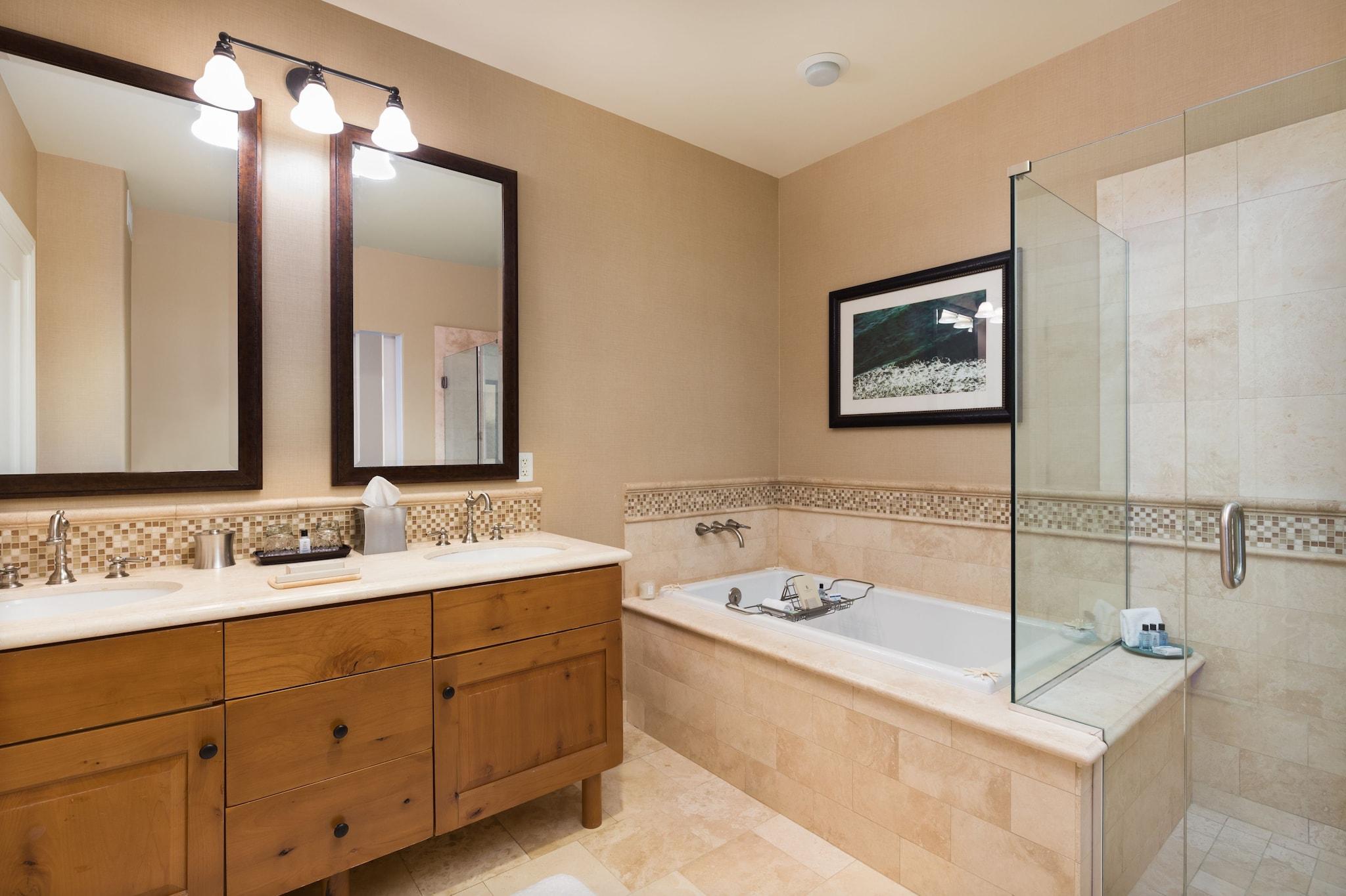 Bungalow Two King Beds