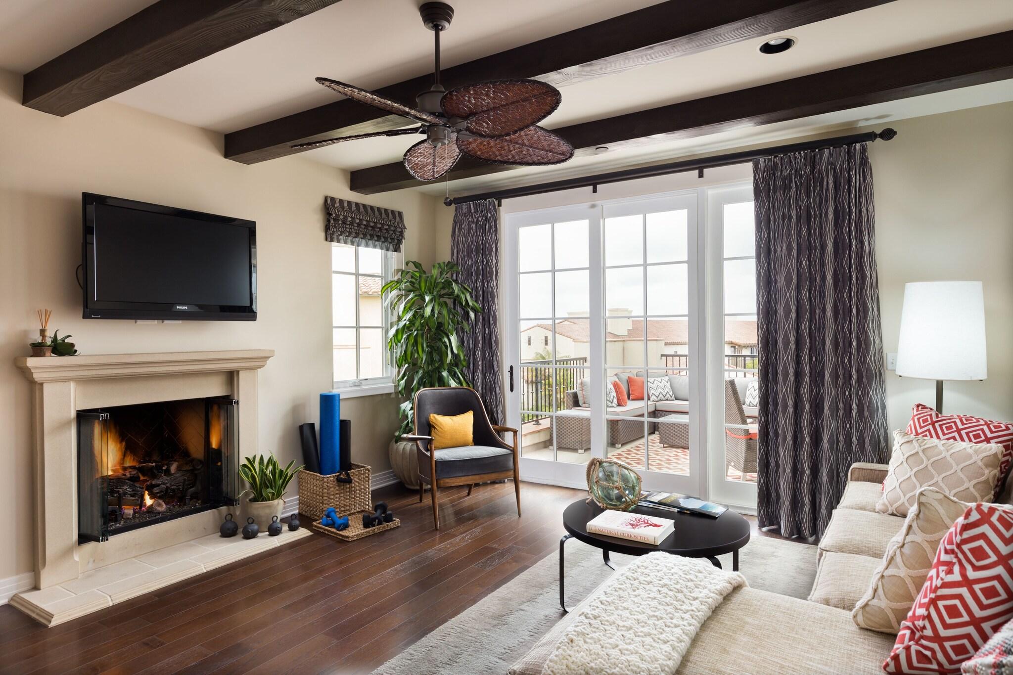 Bungalow Accessible King Size Bed