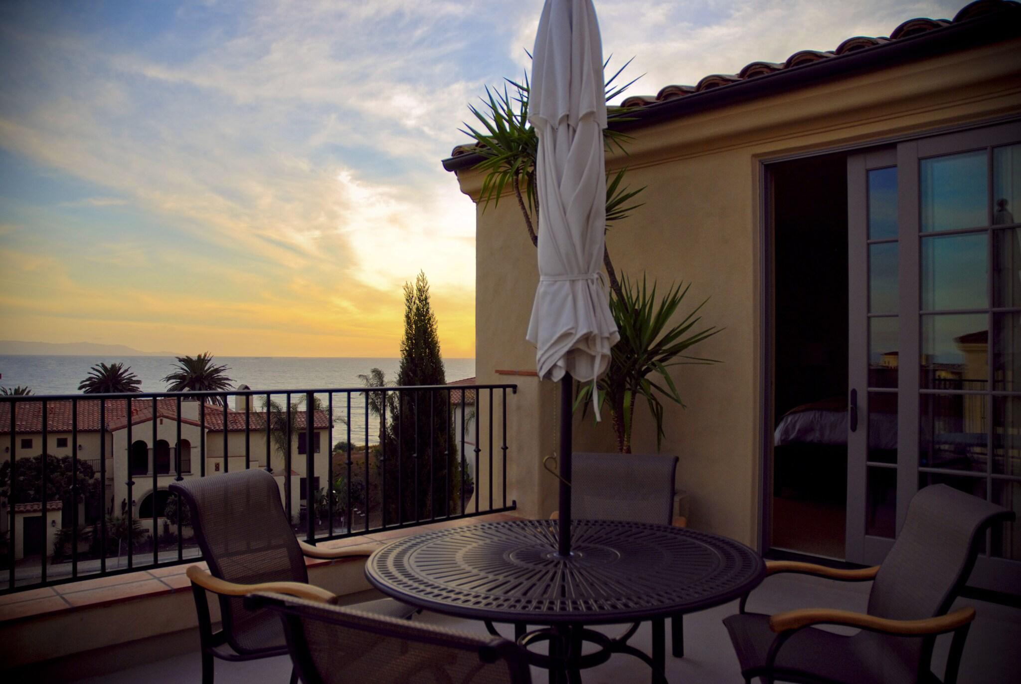 Bungalow Two King Beds