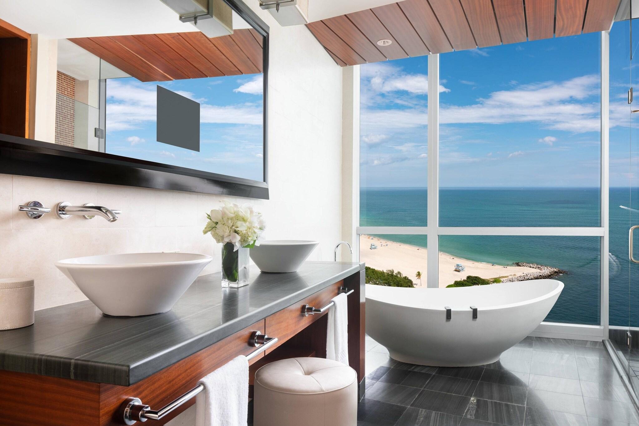 Double Ocean View King Bed