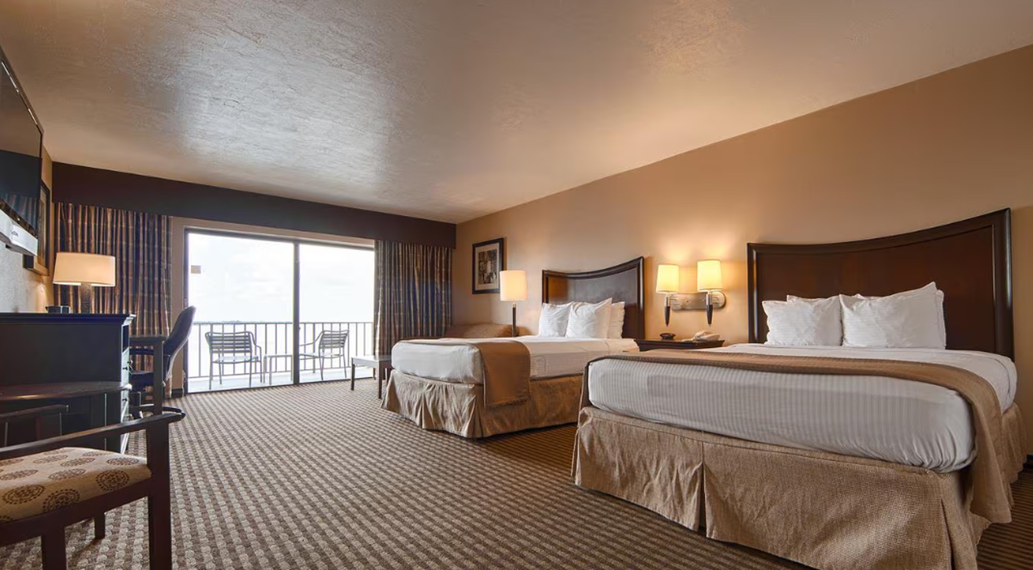 Quadruple Accessible-two Queen Beds