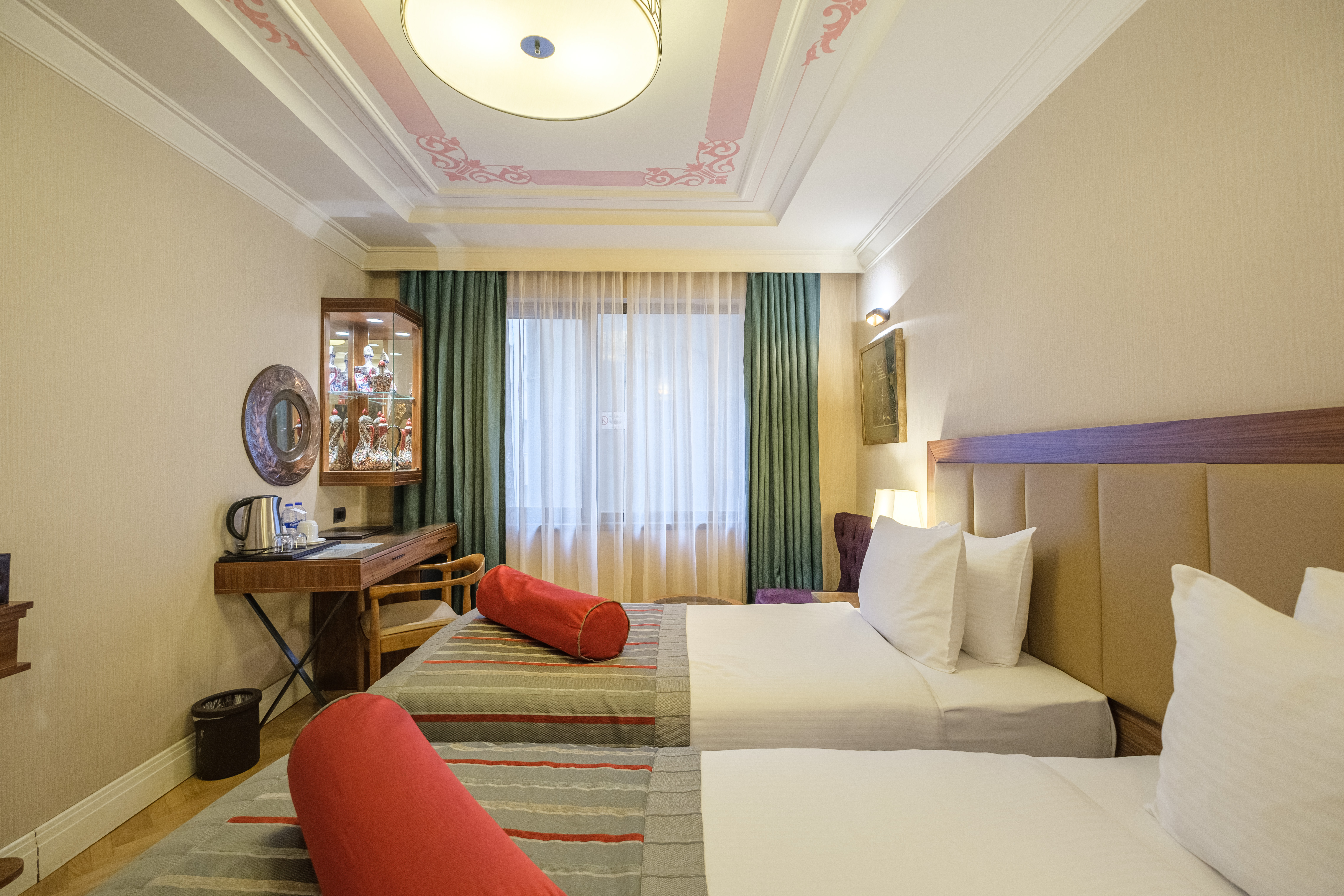 Double or Twin Deluxe