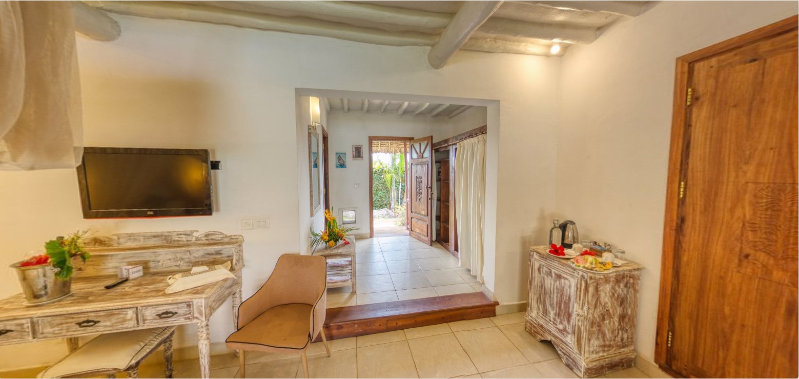 Double King Bed One Bedroom 