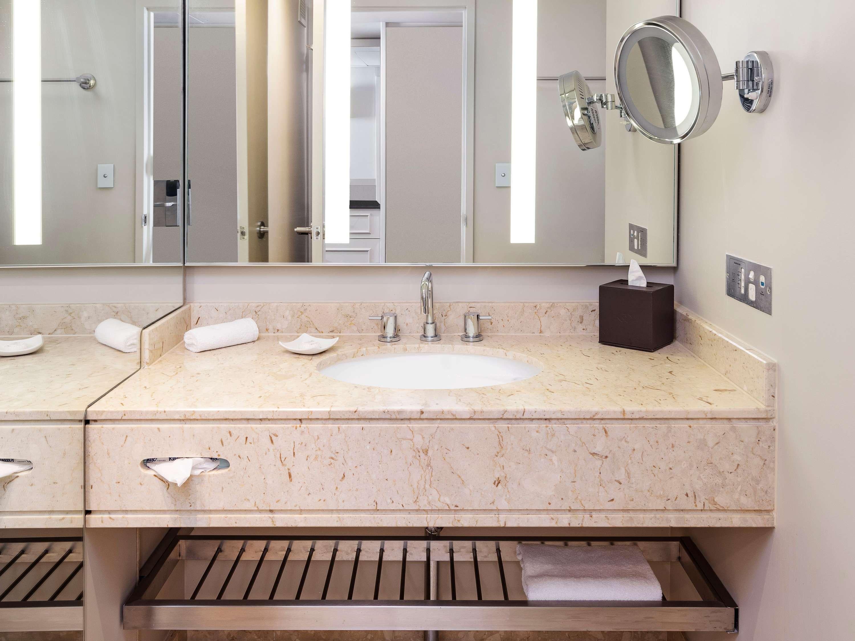 Suite Executive City View