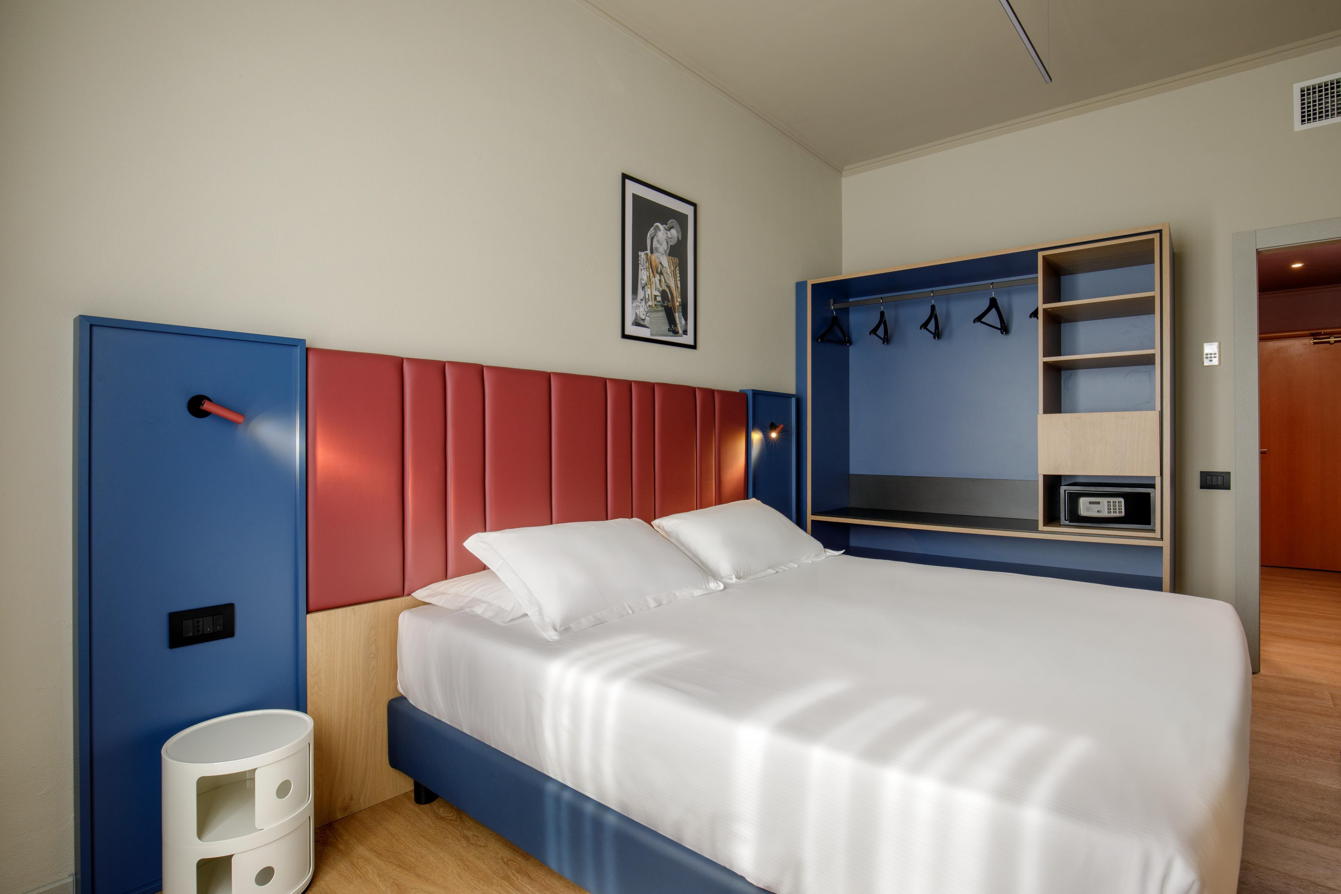 Double King Size Bed
