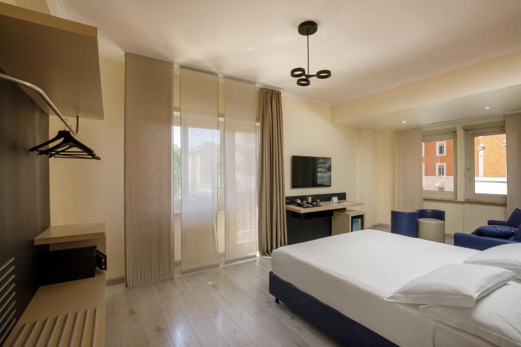 Double Deluxe King Bed