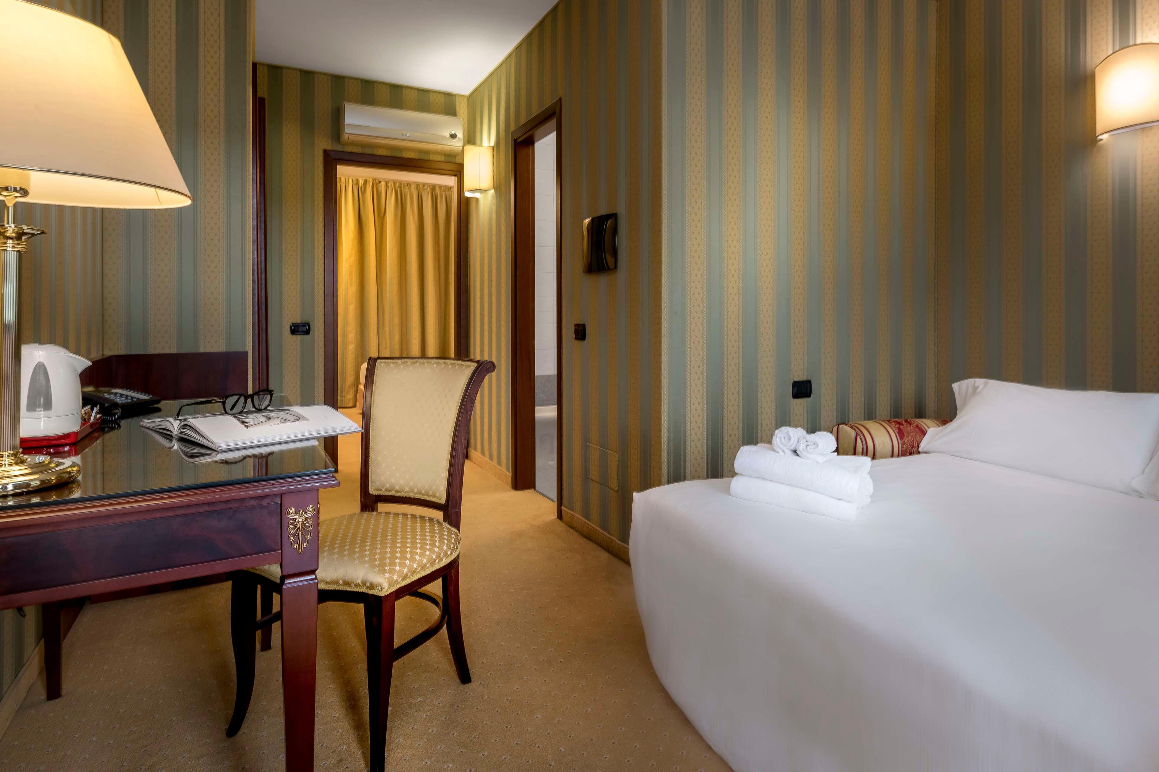 Family Room Capacity 4