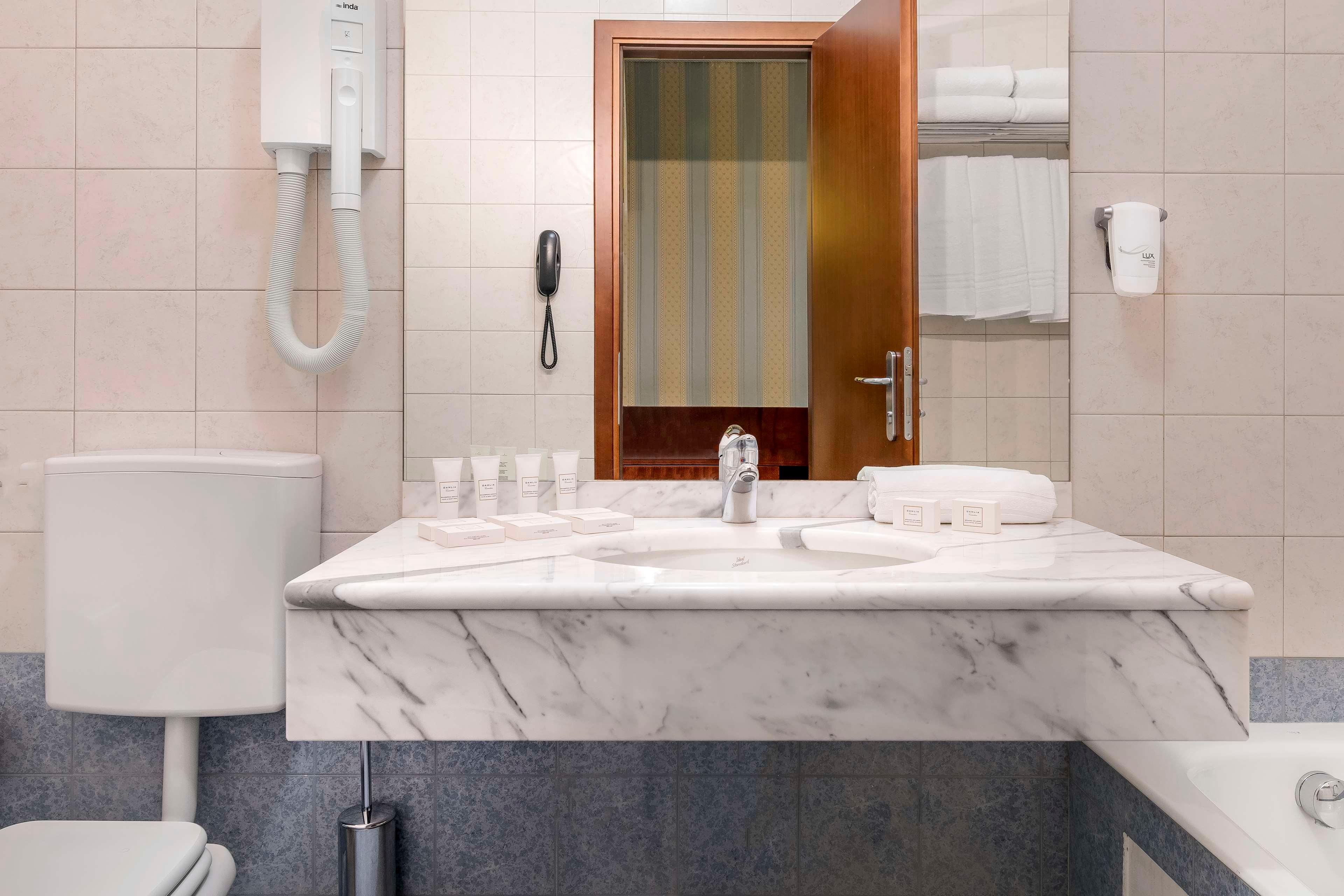 Family Room Capacity 4