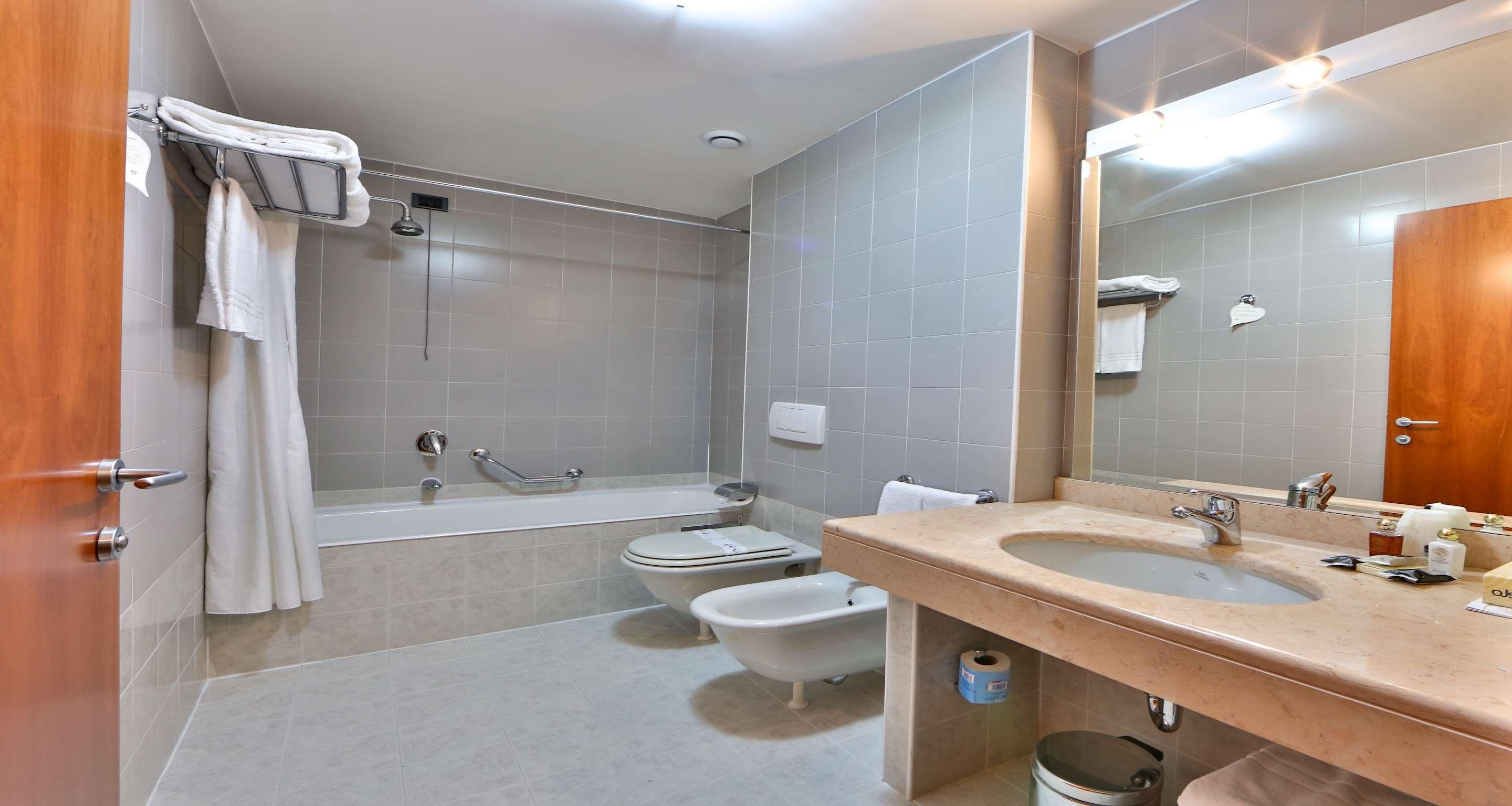 Double Queen Size Bed