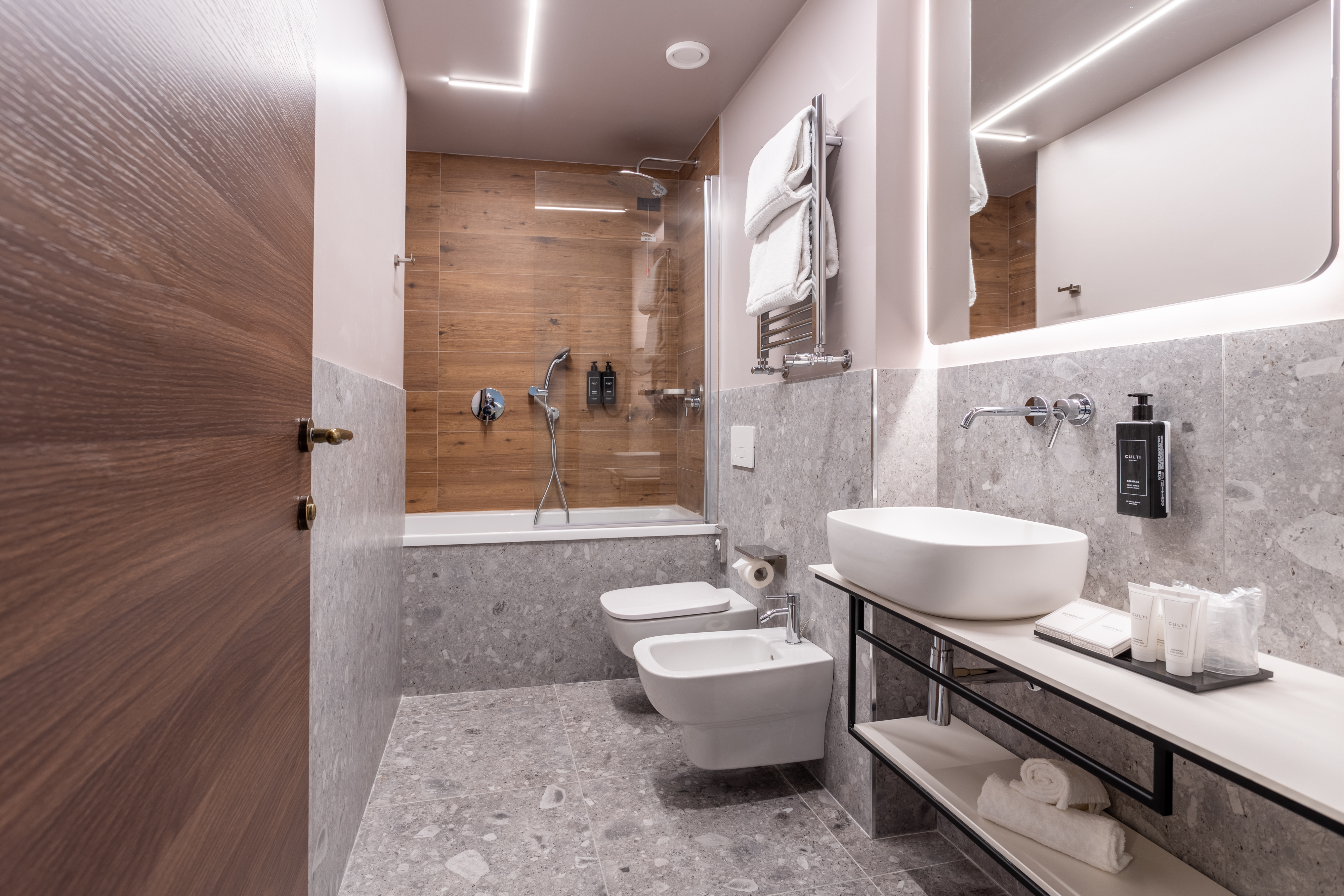 Junior Suite Standard