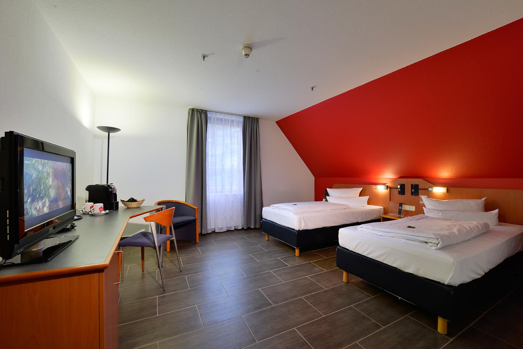 Double or Twin Standard