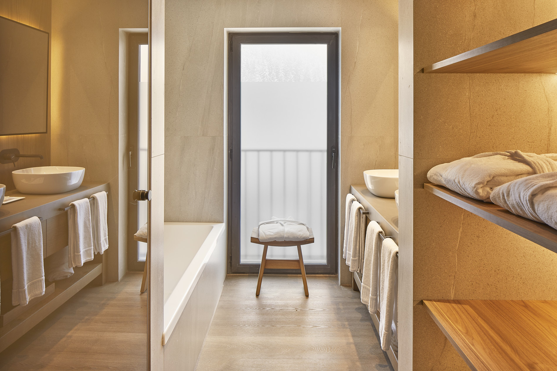 Junior Suite Standard