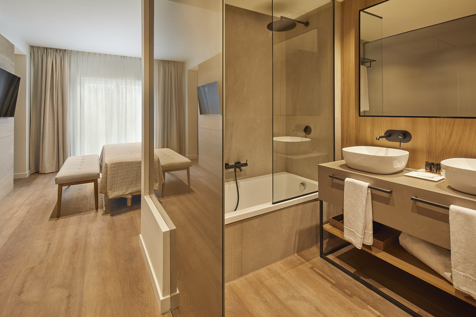 Junior Suite Standard