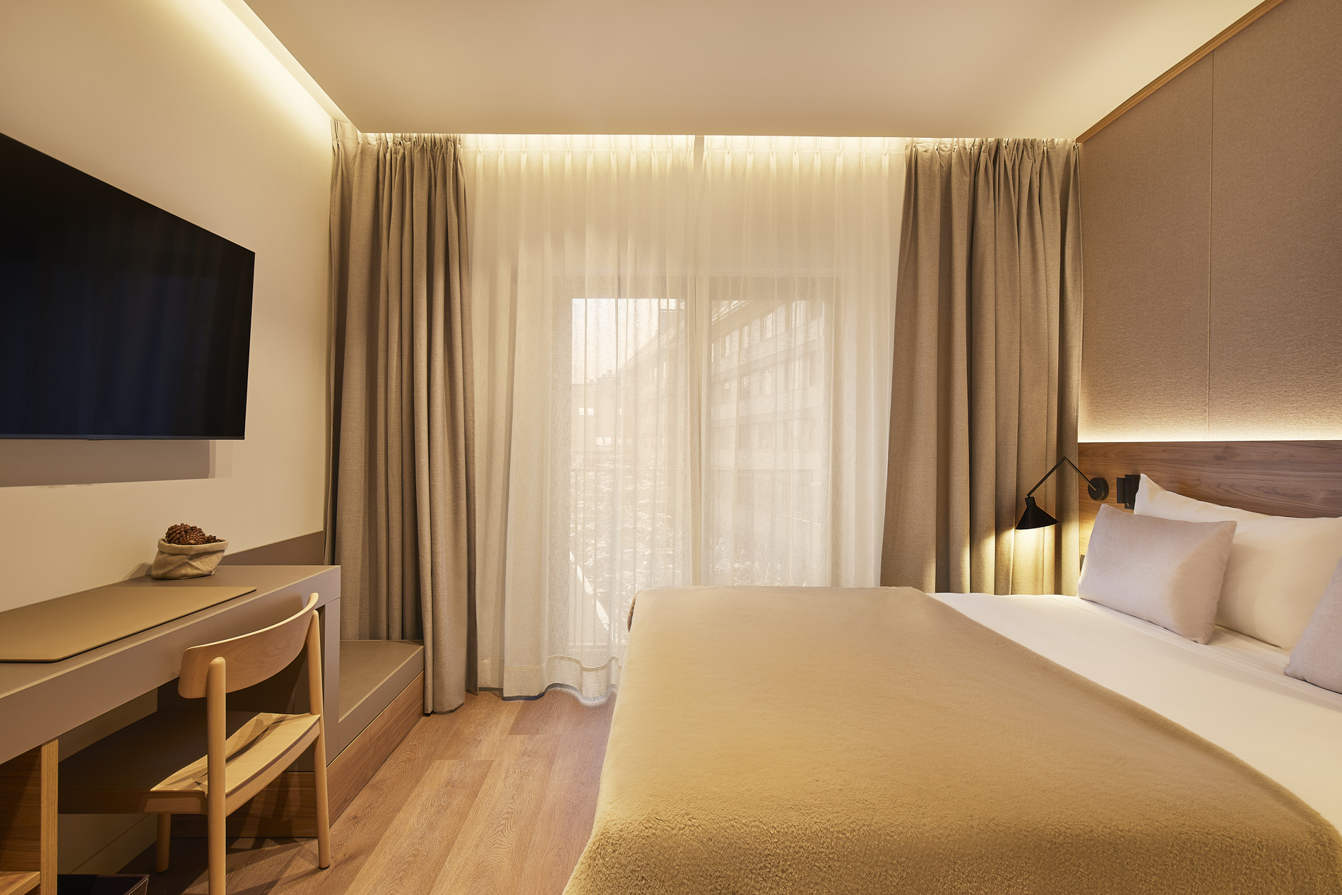 Double or Twin Deluxe