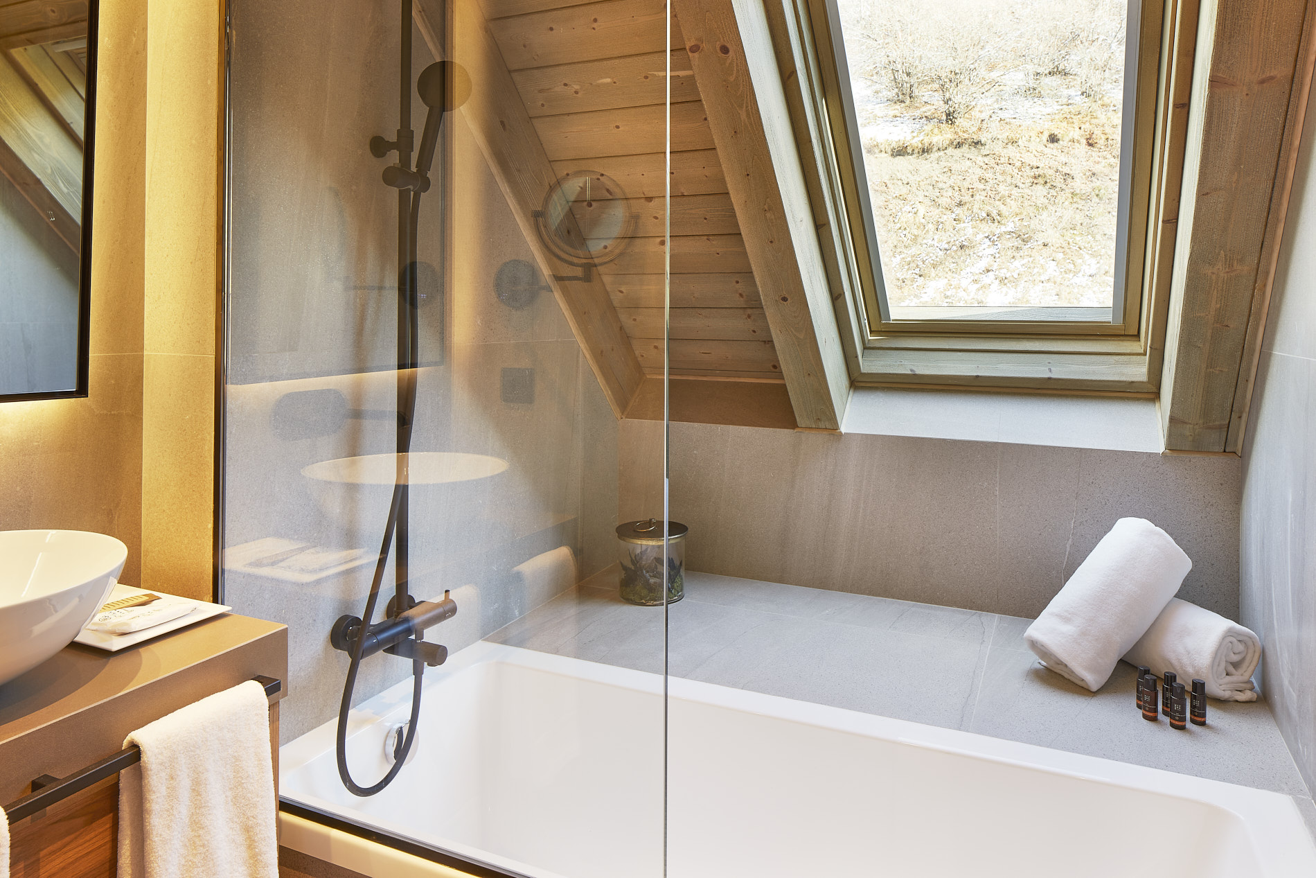 Double or Twin Deluxe