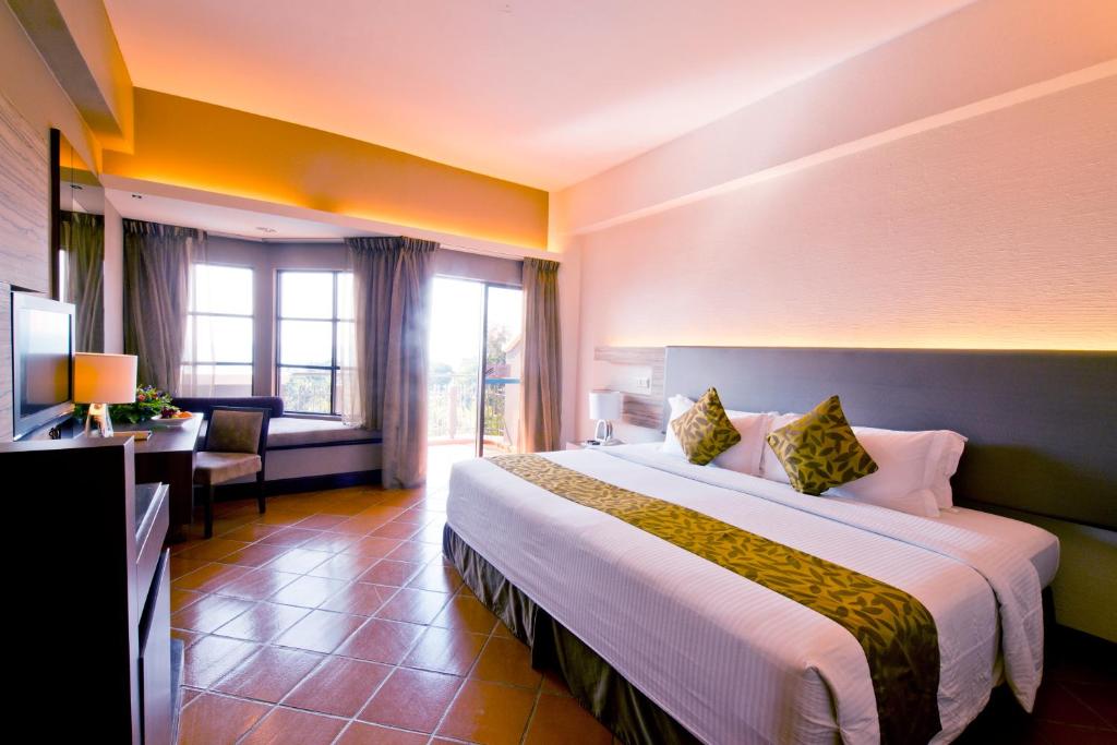 Double Deluxe Sea Front