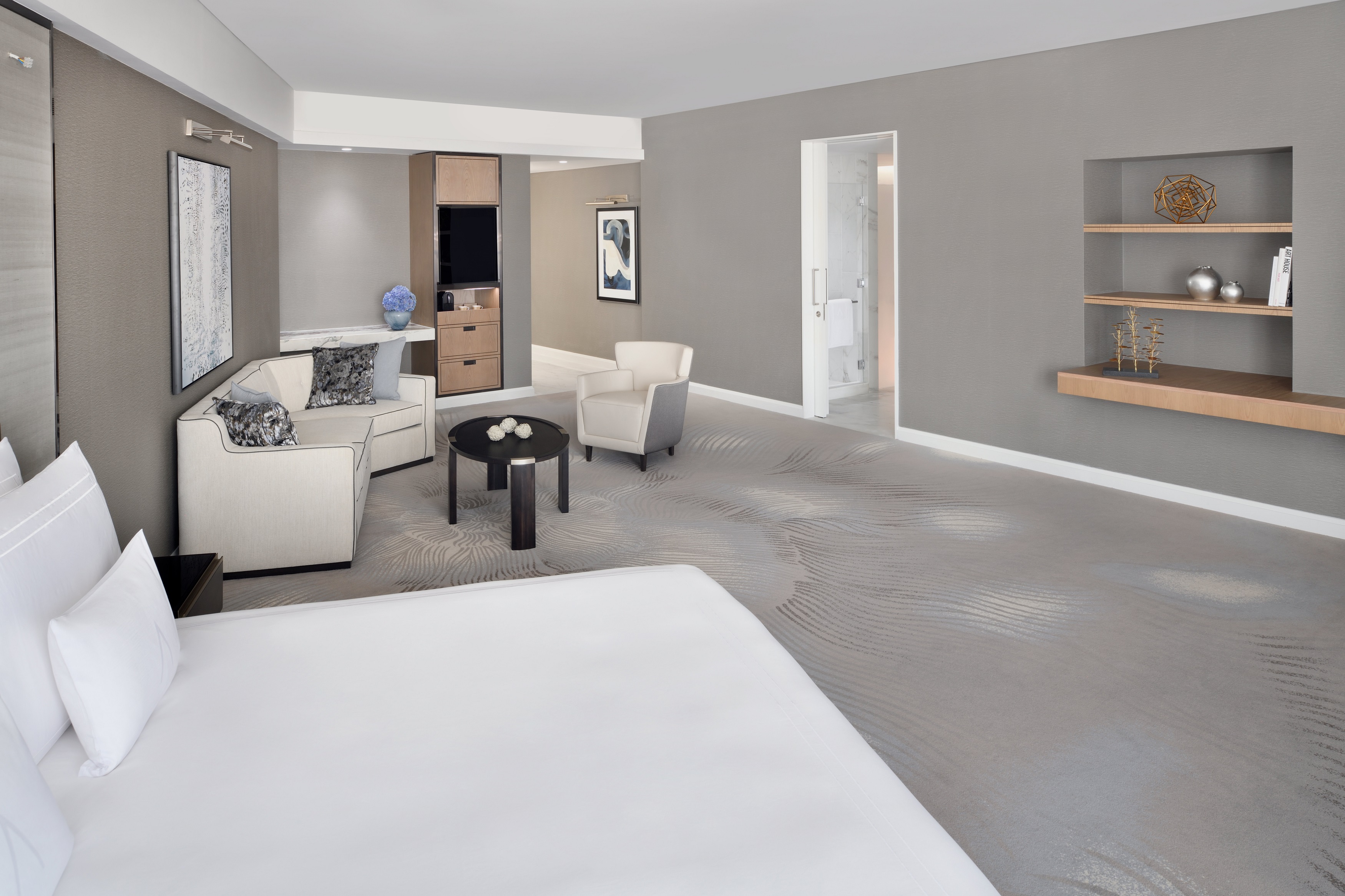 Junior Suite Fountain View