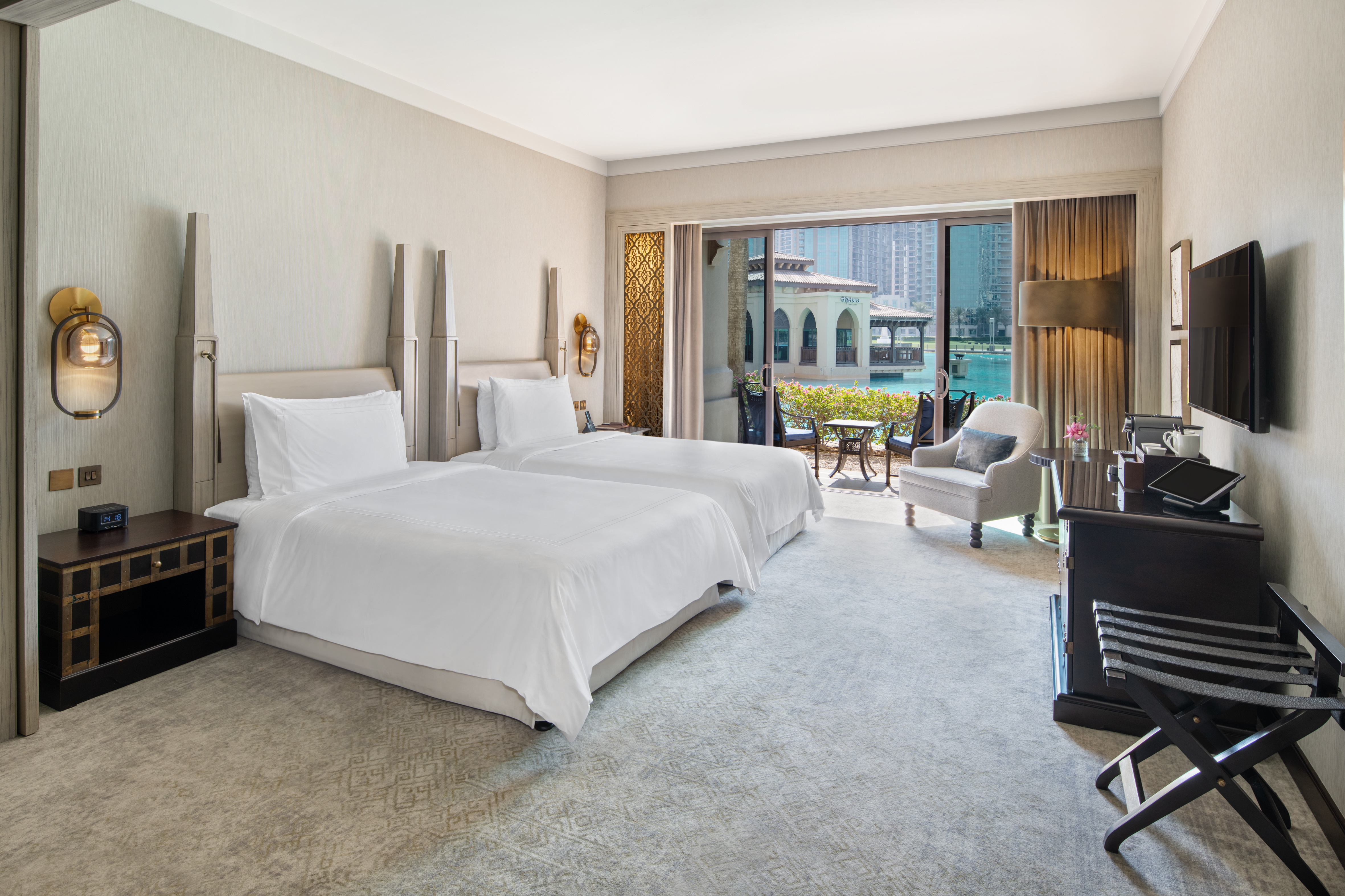 Double or Twin Deluxe Fountain View