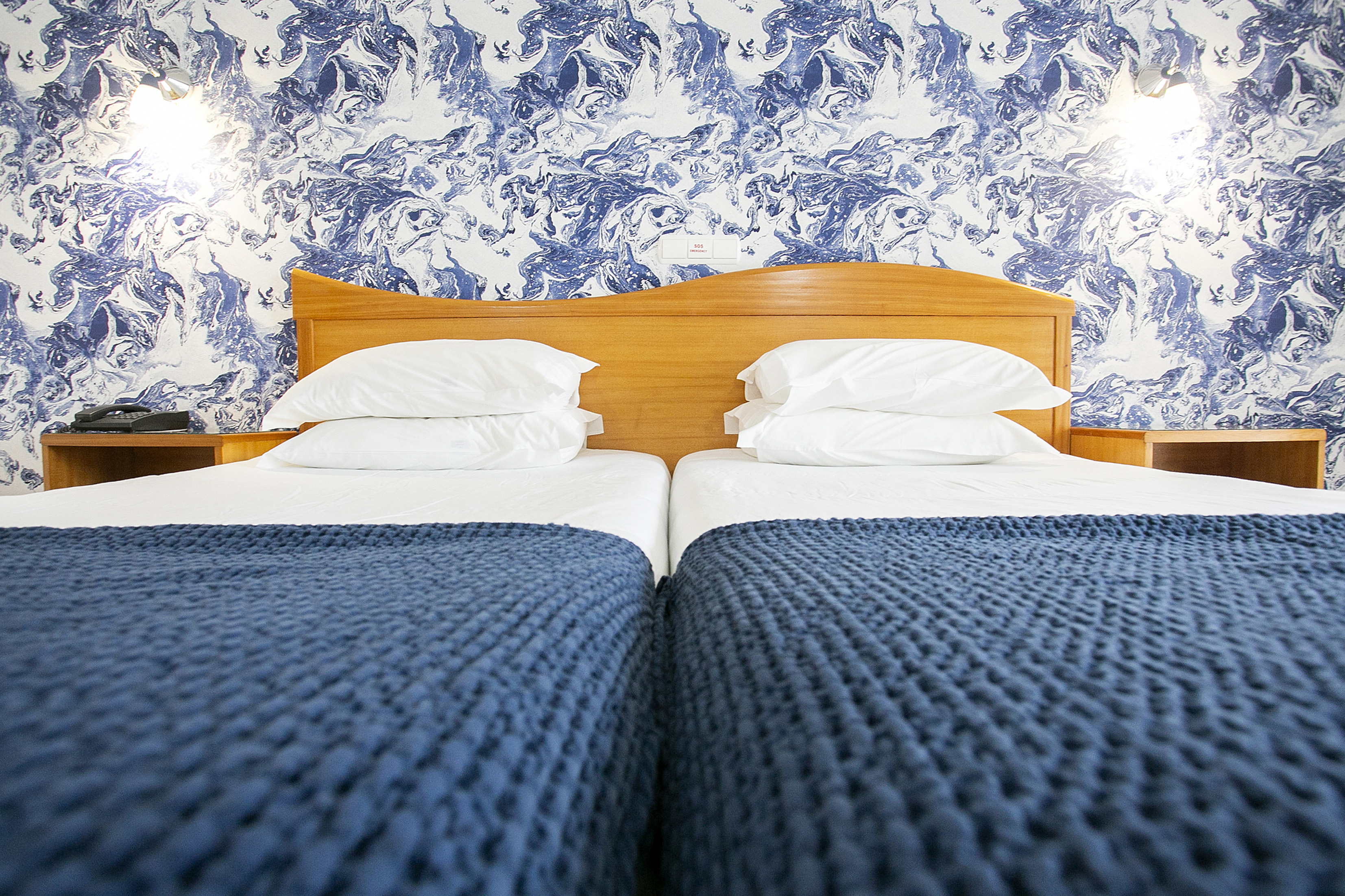 Double or Twin Standard