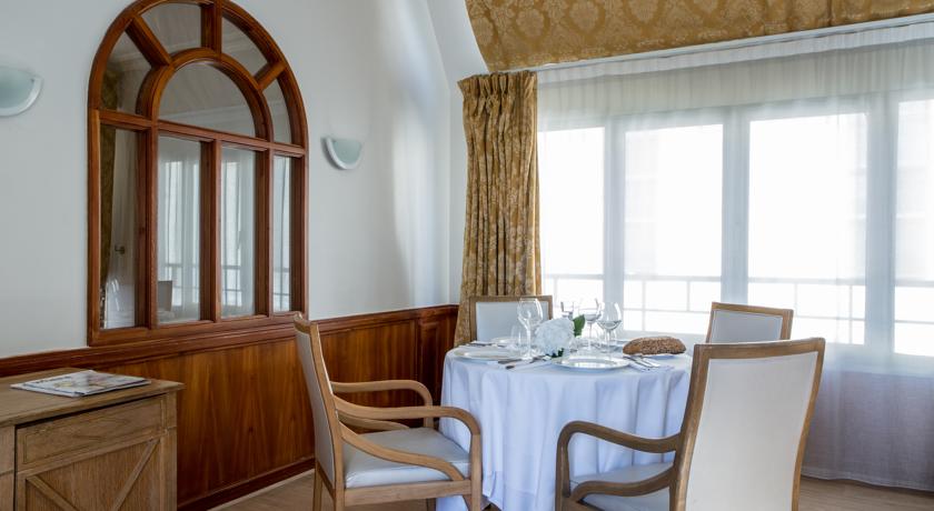 Apartment Capacity 4