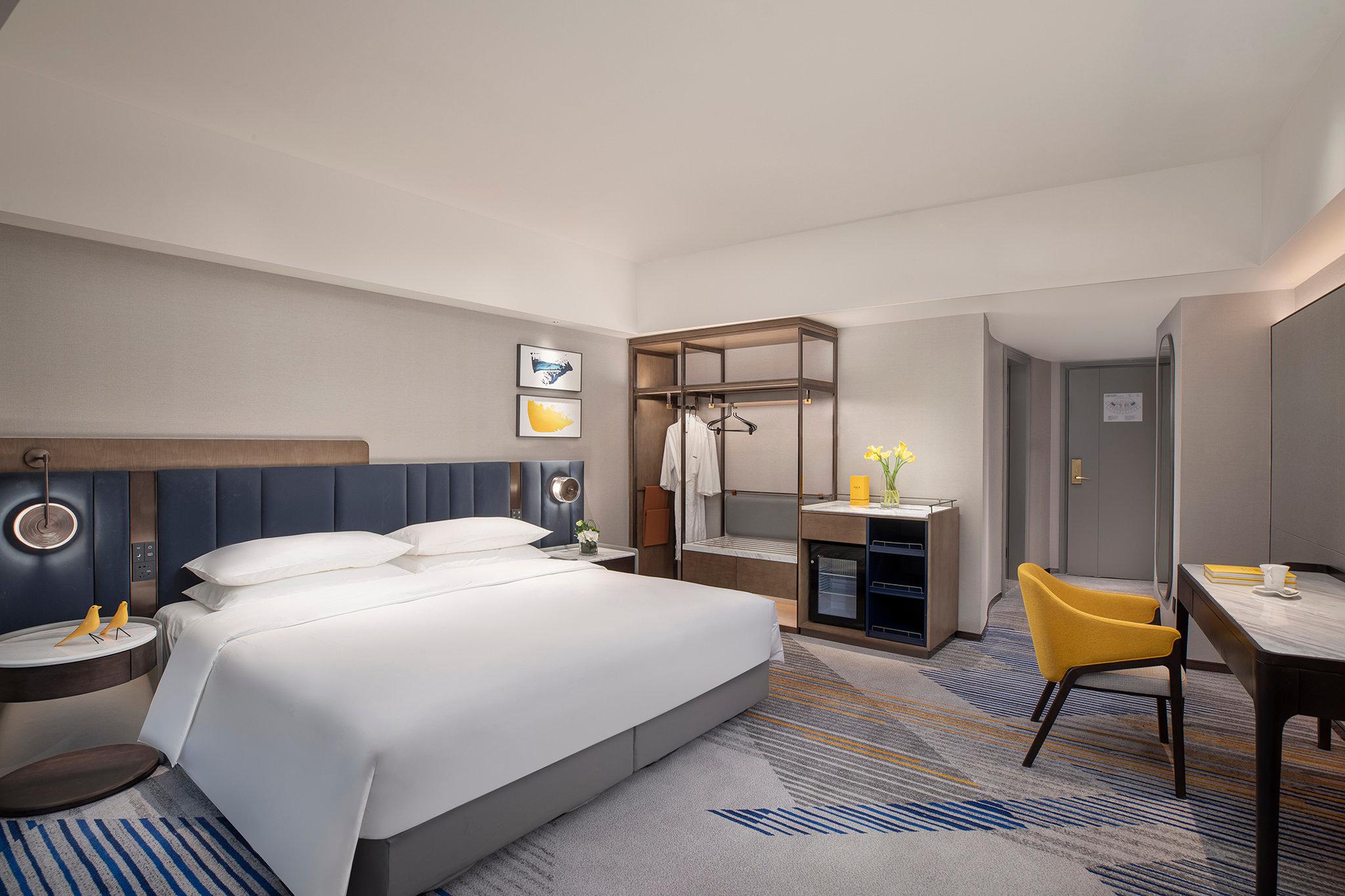 Double Premium King Bed