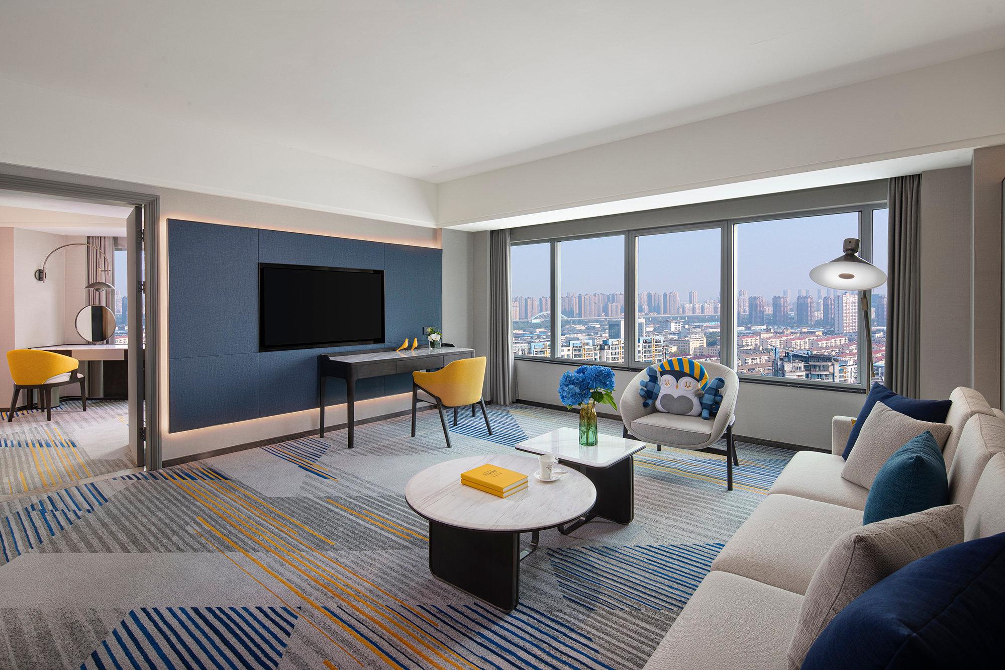 Double King Size Bed