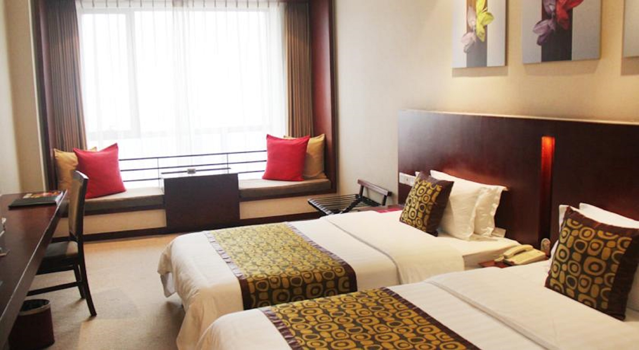 Double or Twin Standard