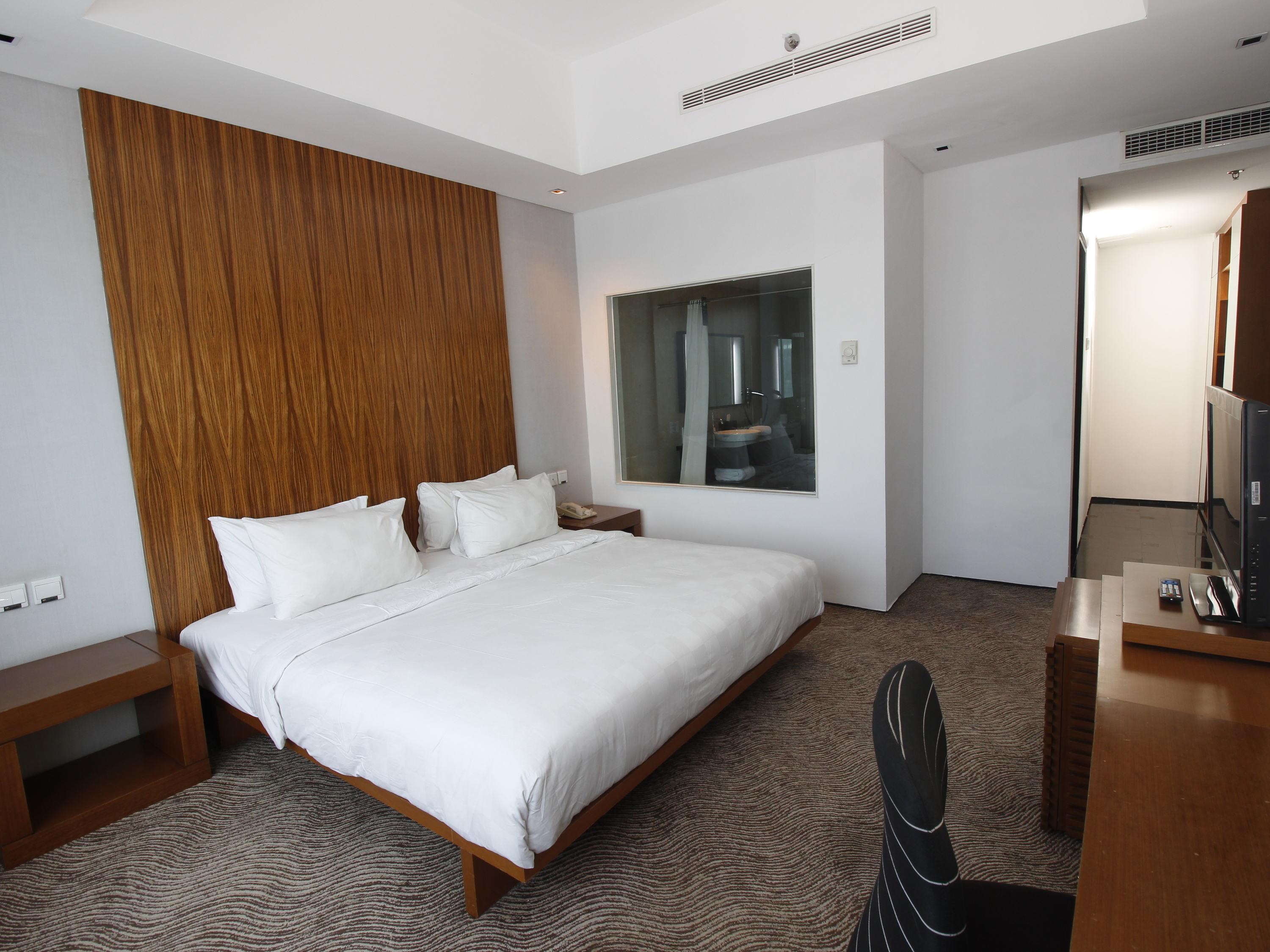 Junior Suite King Size Bed