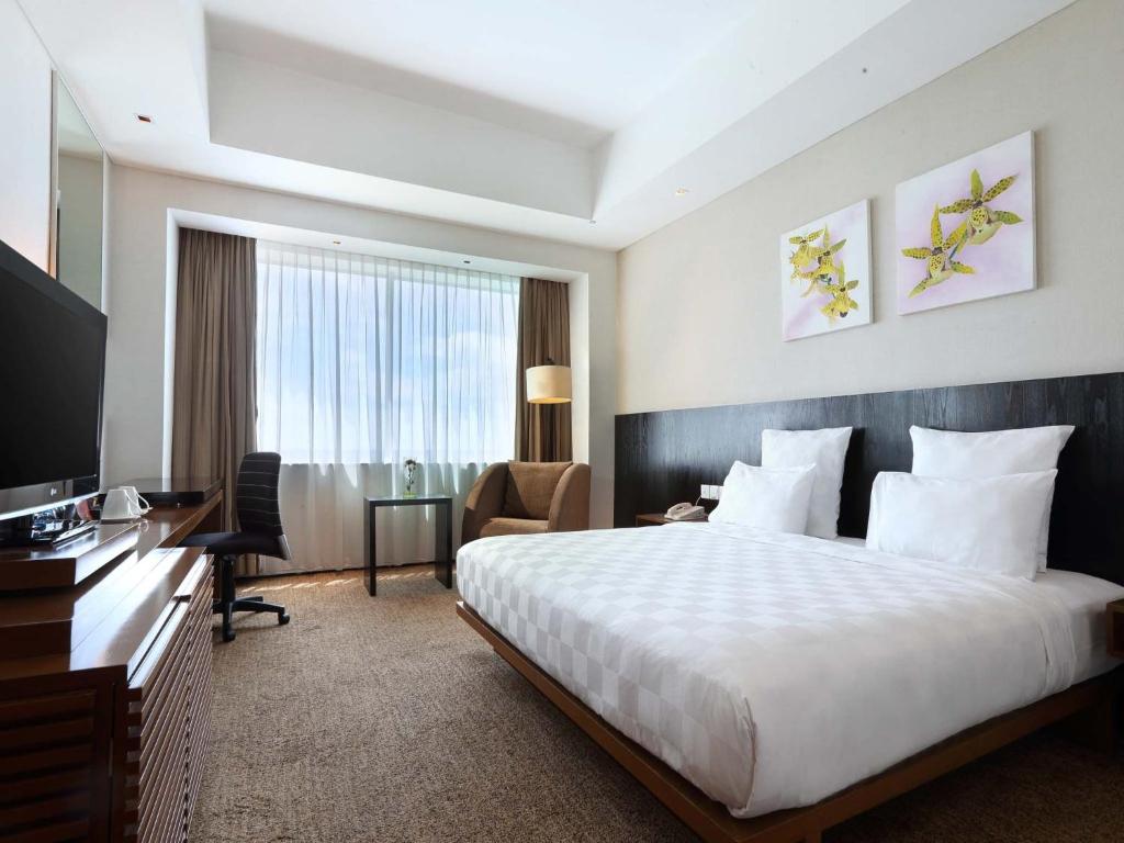 Double Deluxe King Bed