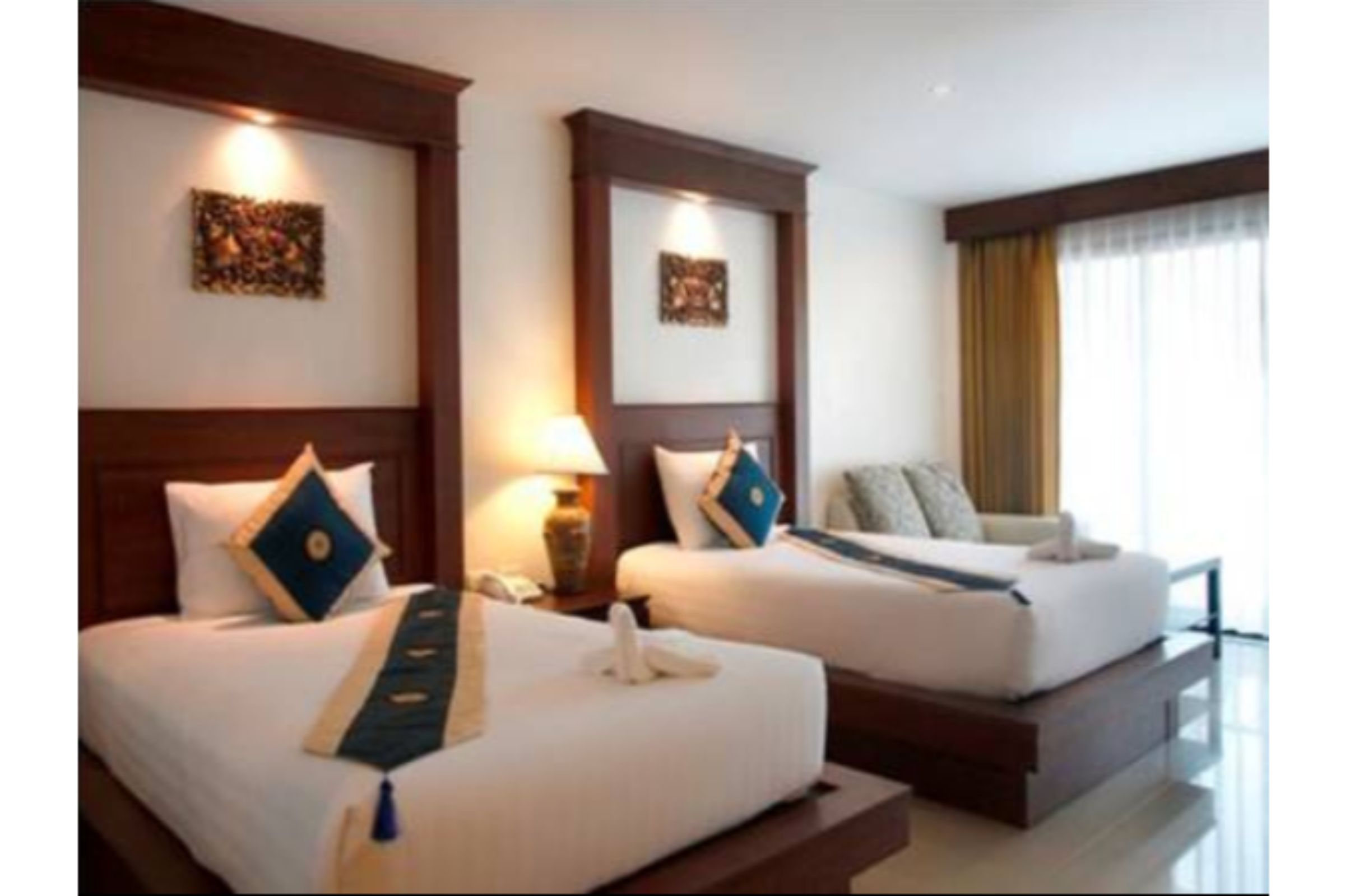 Double or Twin Standard