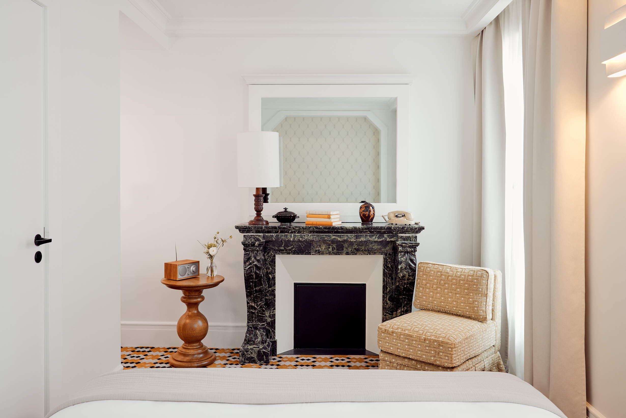 Double Connecting Room