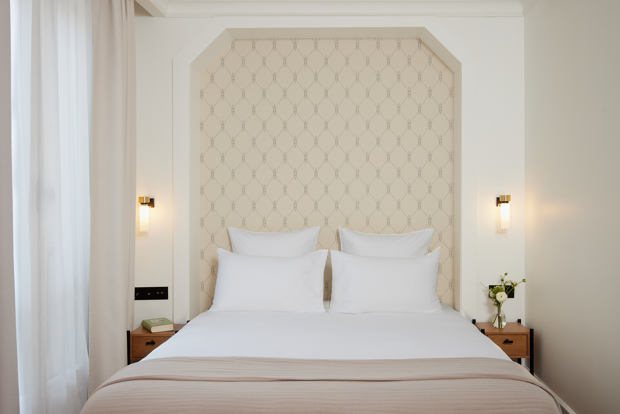 Double Connecting Room