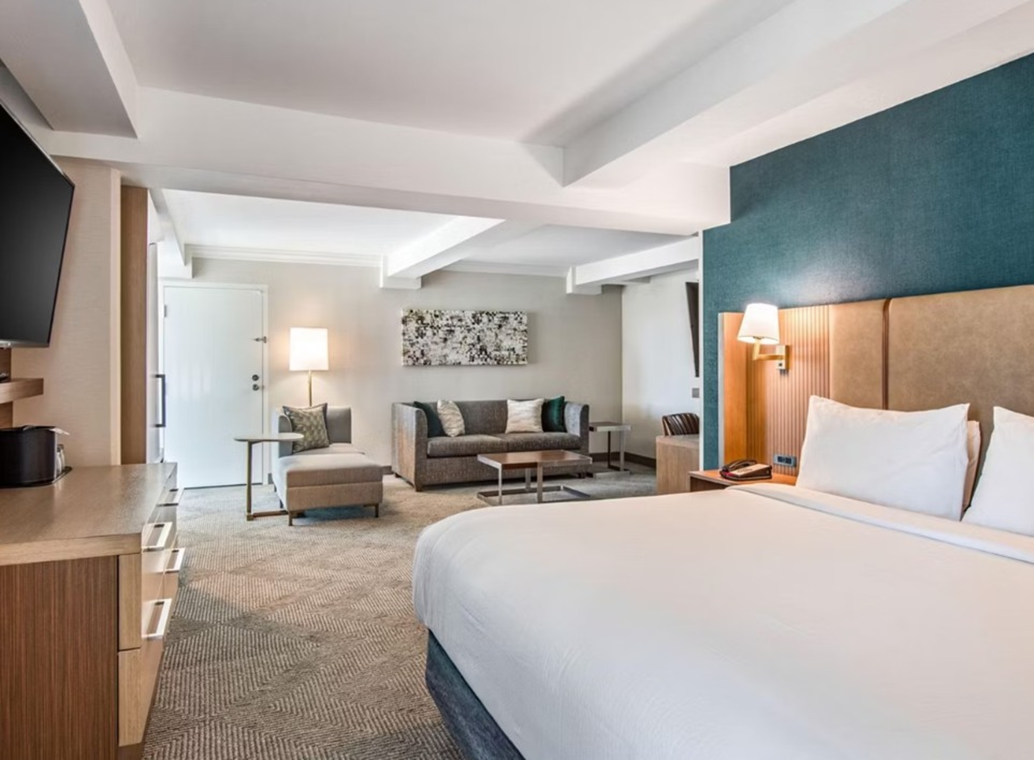 Double Premium with Views