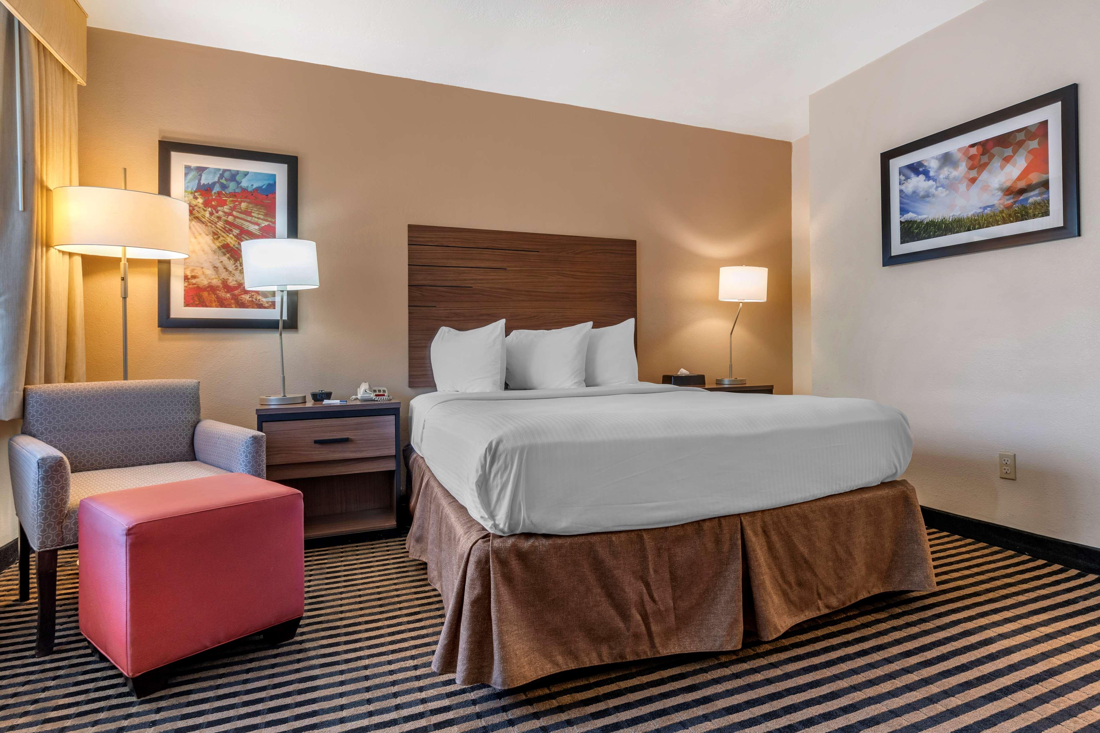 Double Accessible-queen Size Bed