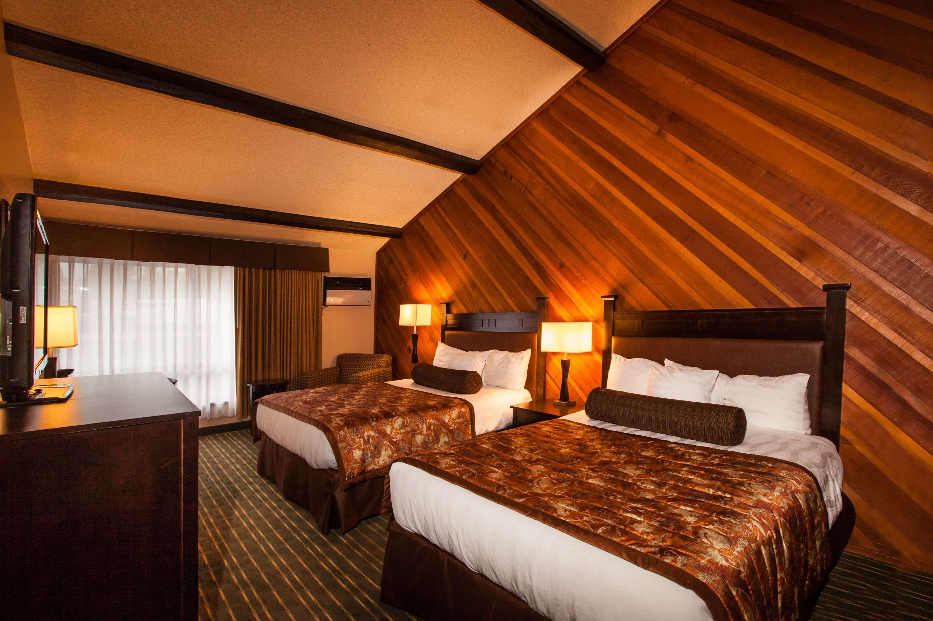 Room Two Double Beds Non Smoking