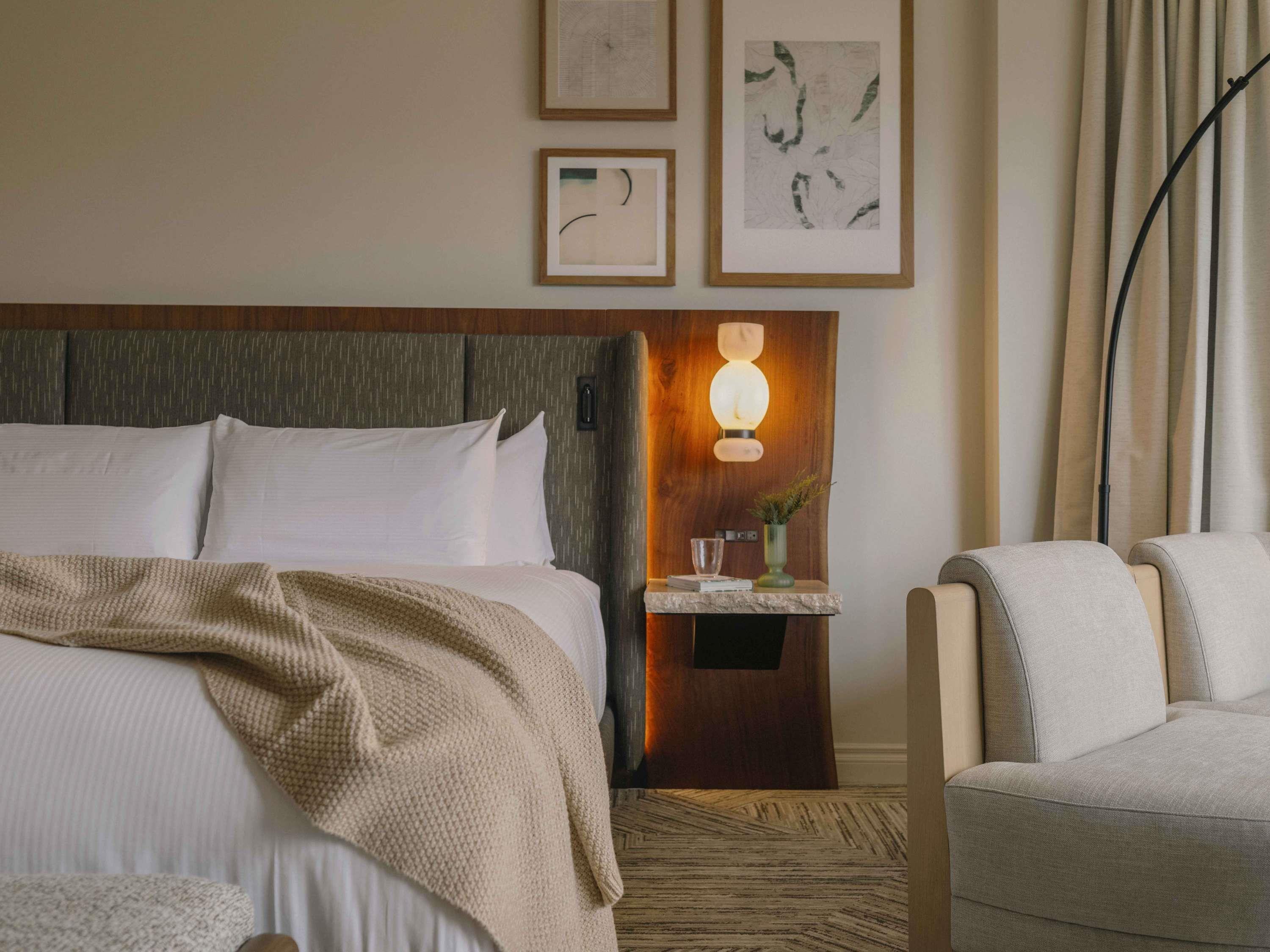 Suite King Bed One Bedroom 