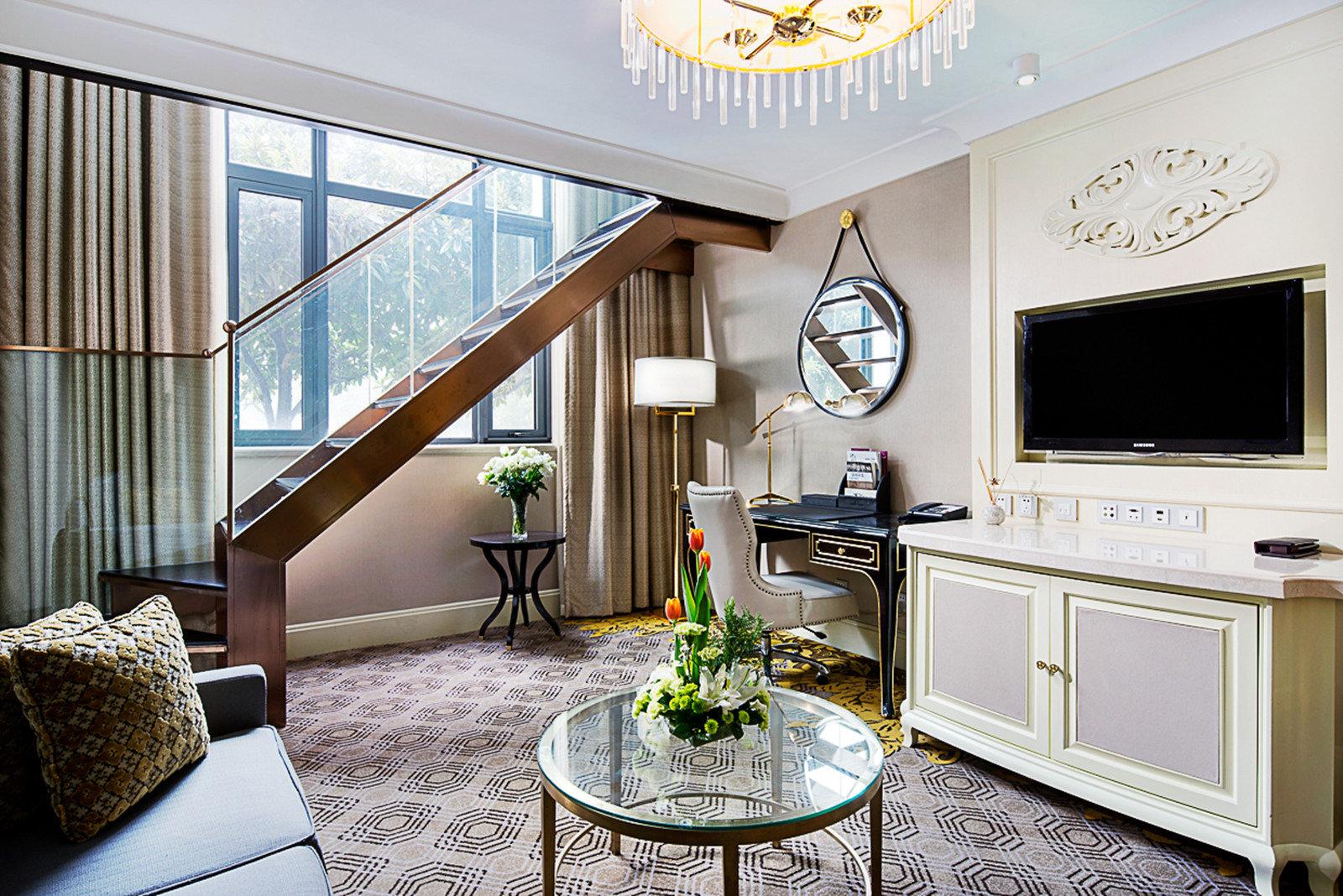 Junior Suite King Size Bed