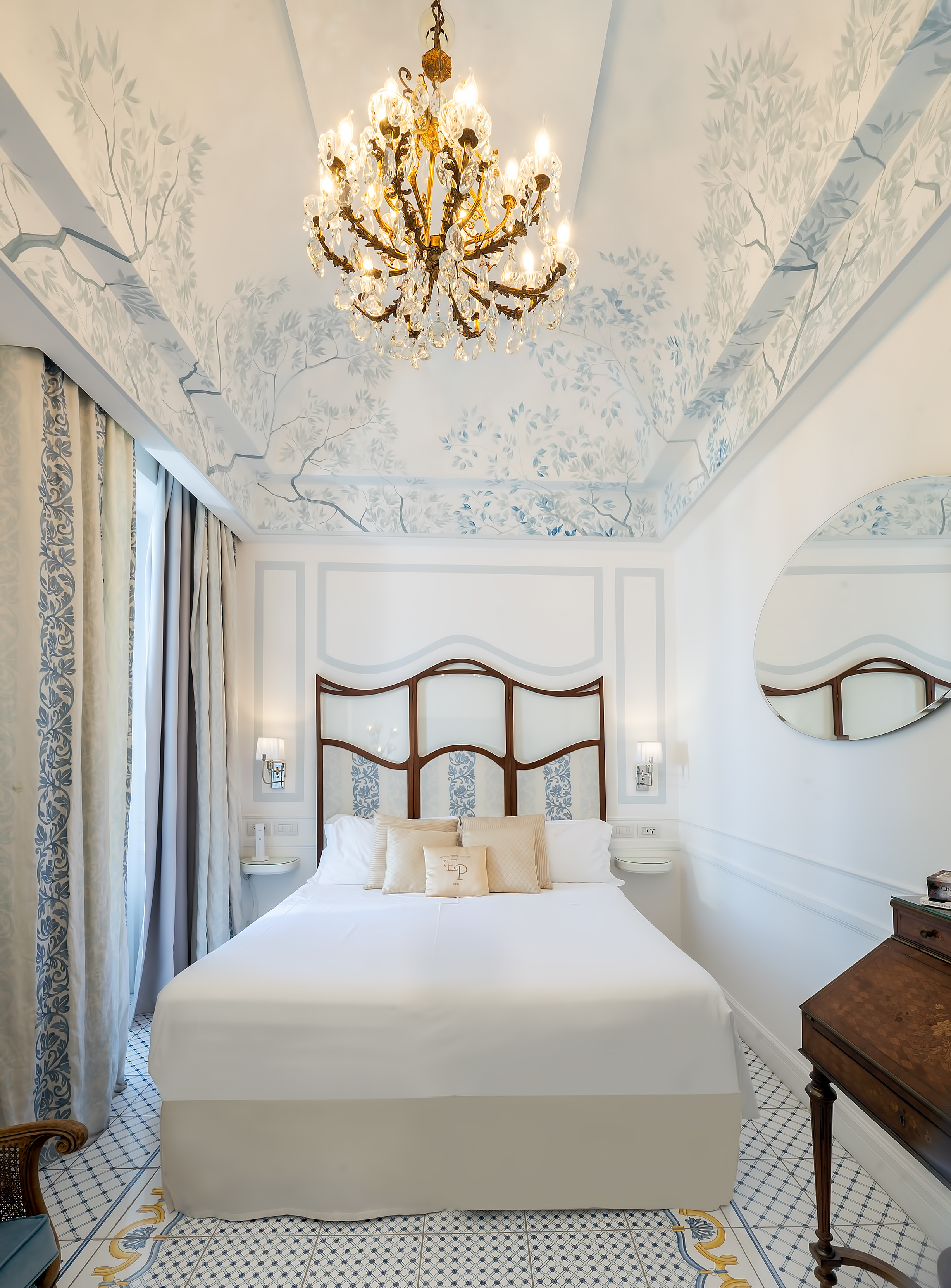 Double or Twin Deluxe Sea View