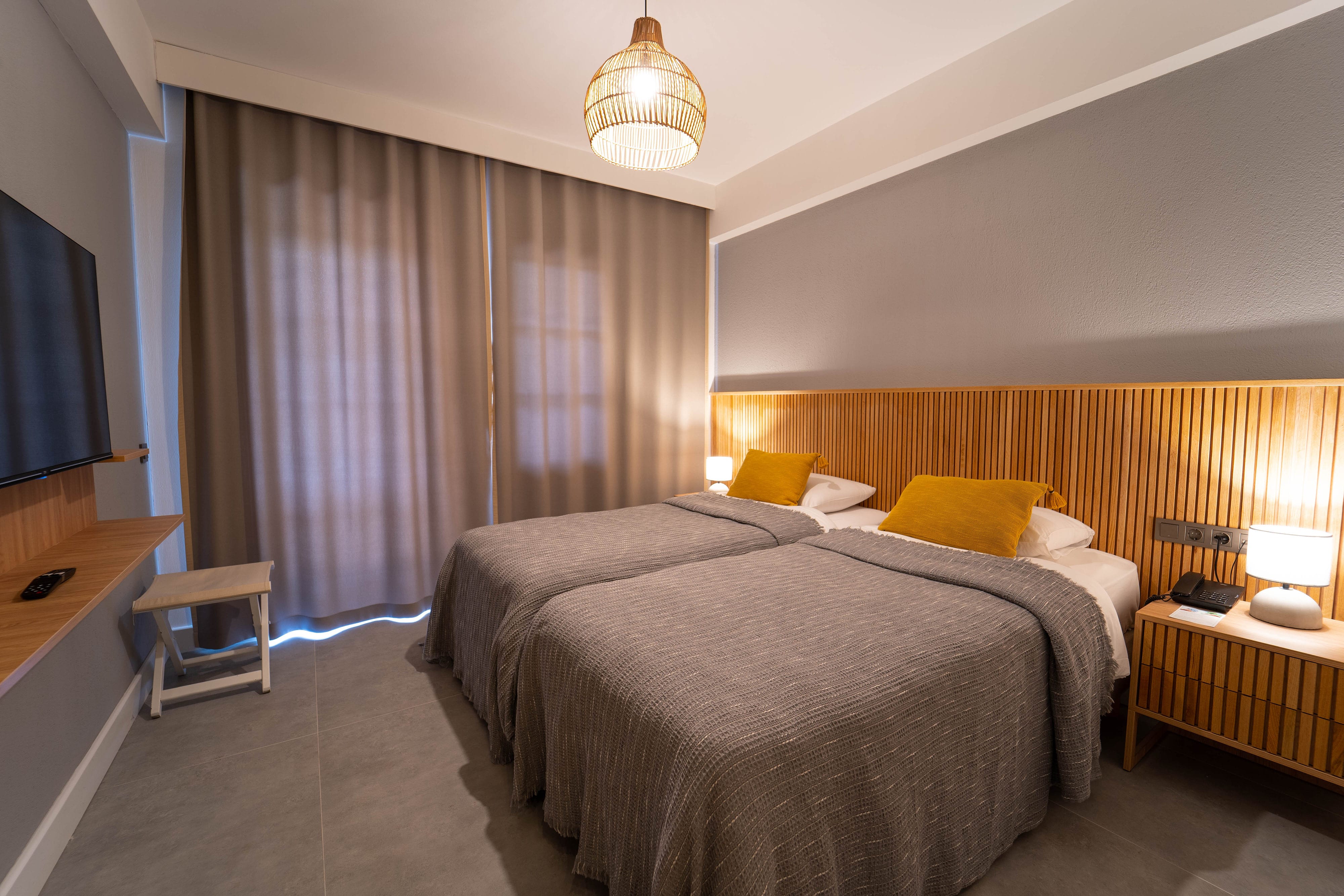 Twin Garden View Two Queen Beds